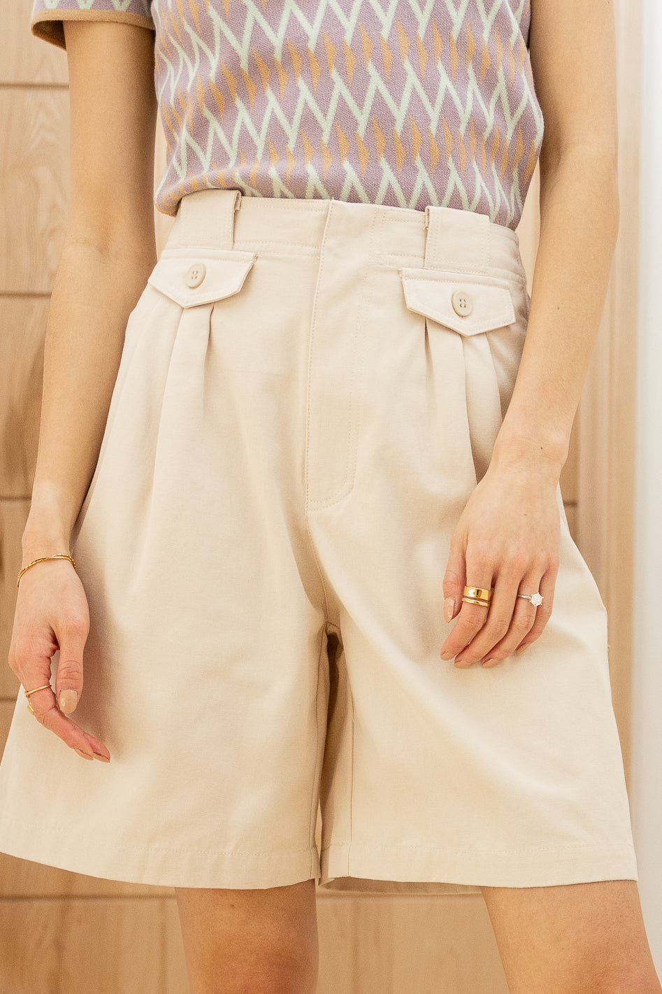  Amelia Bermuda Shorts in Khaki - FINAL SALE、mySite、merchandisen