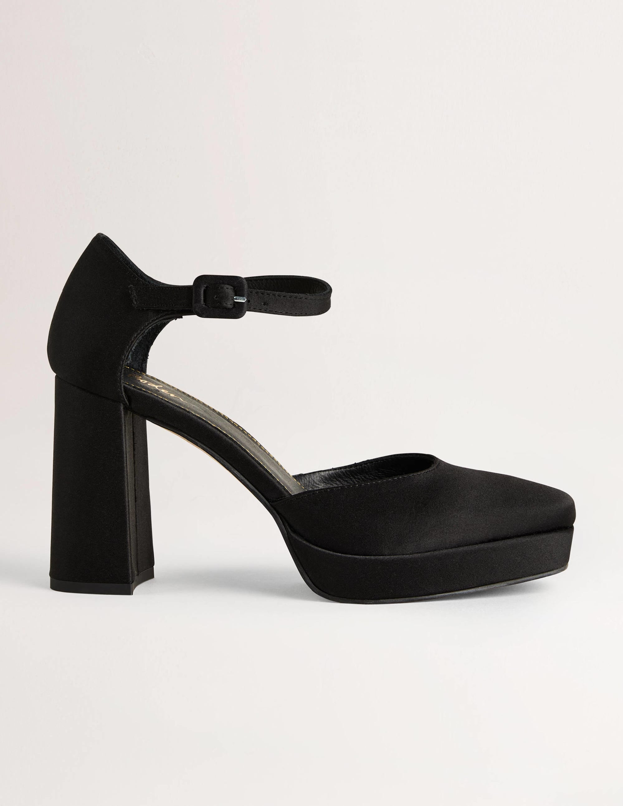  Closed-Toe Heeled Platforms-Black、mySite、ashleygrahame