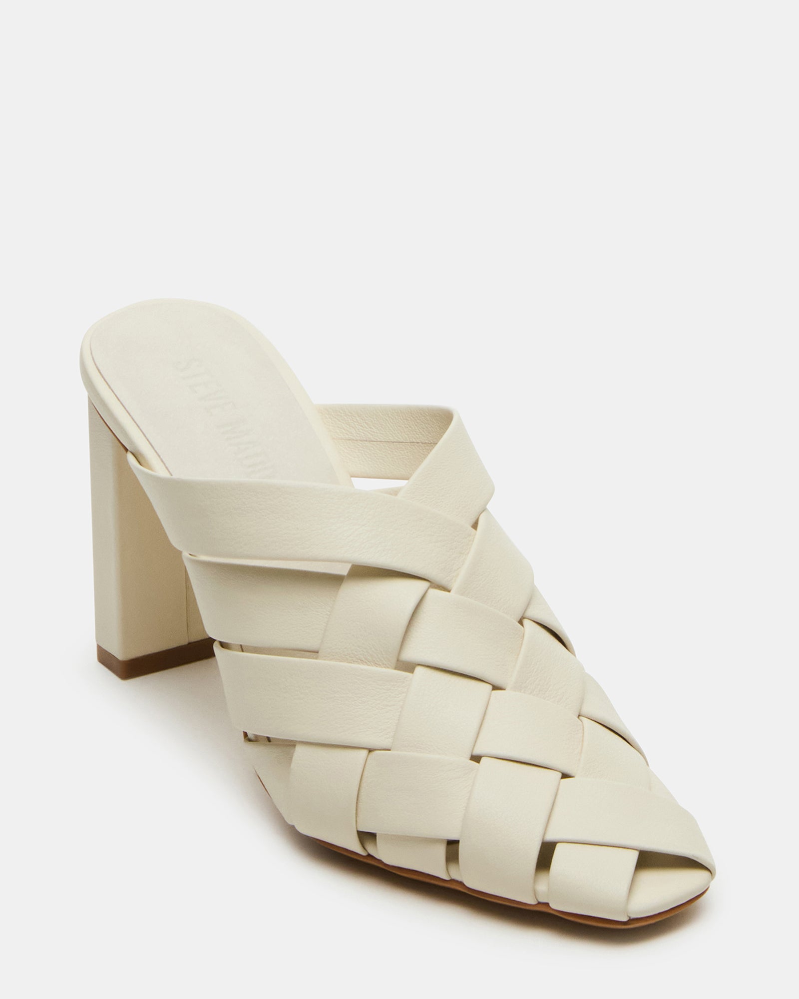 NAKITA WHITE、mySite、gtrtttuynbv