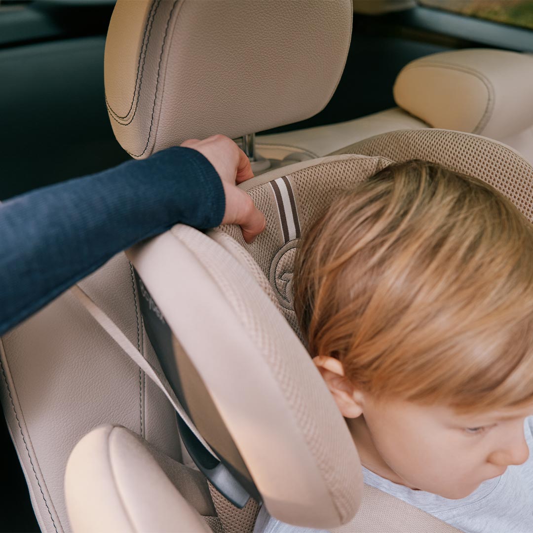  CYBEX Solution G2 Plus Car Seat - Moon Black、mySite、merchandisen