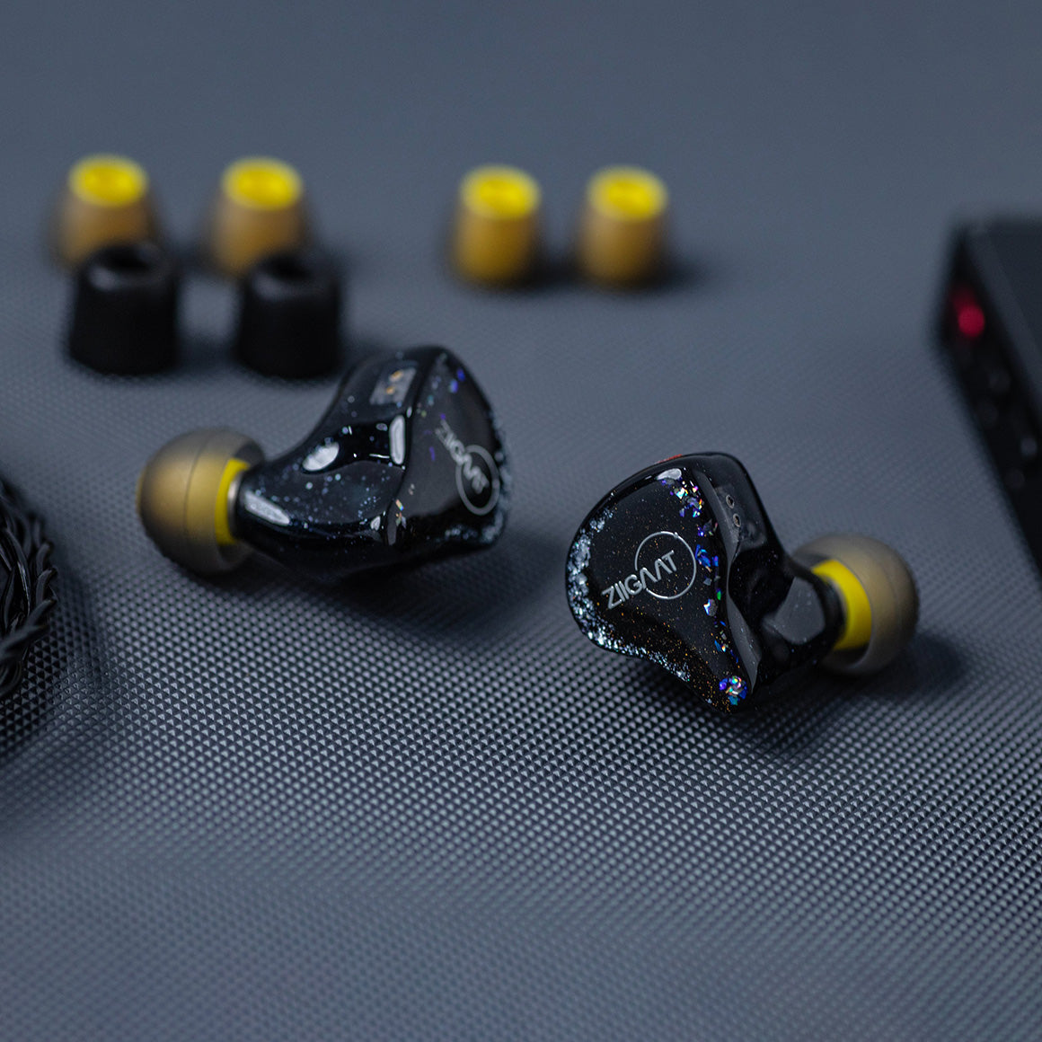  ZiiGaat x Jays Audio - ESTRELLA、mySite、merchandisen