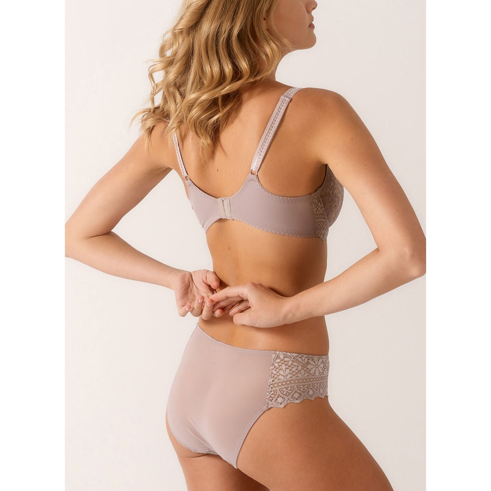  Empreinte Cassiopee Bikini、mySite、justintrudeaud