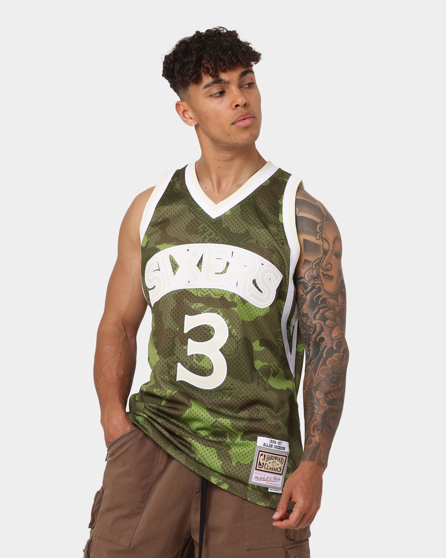 Mitchell & Ness Allen Iverson Philadelphia Sixers '96-'97 Camo Swingman Jersey Green Camo、mySite、zt4zffjzw