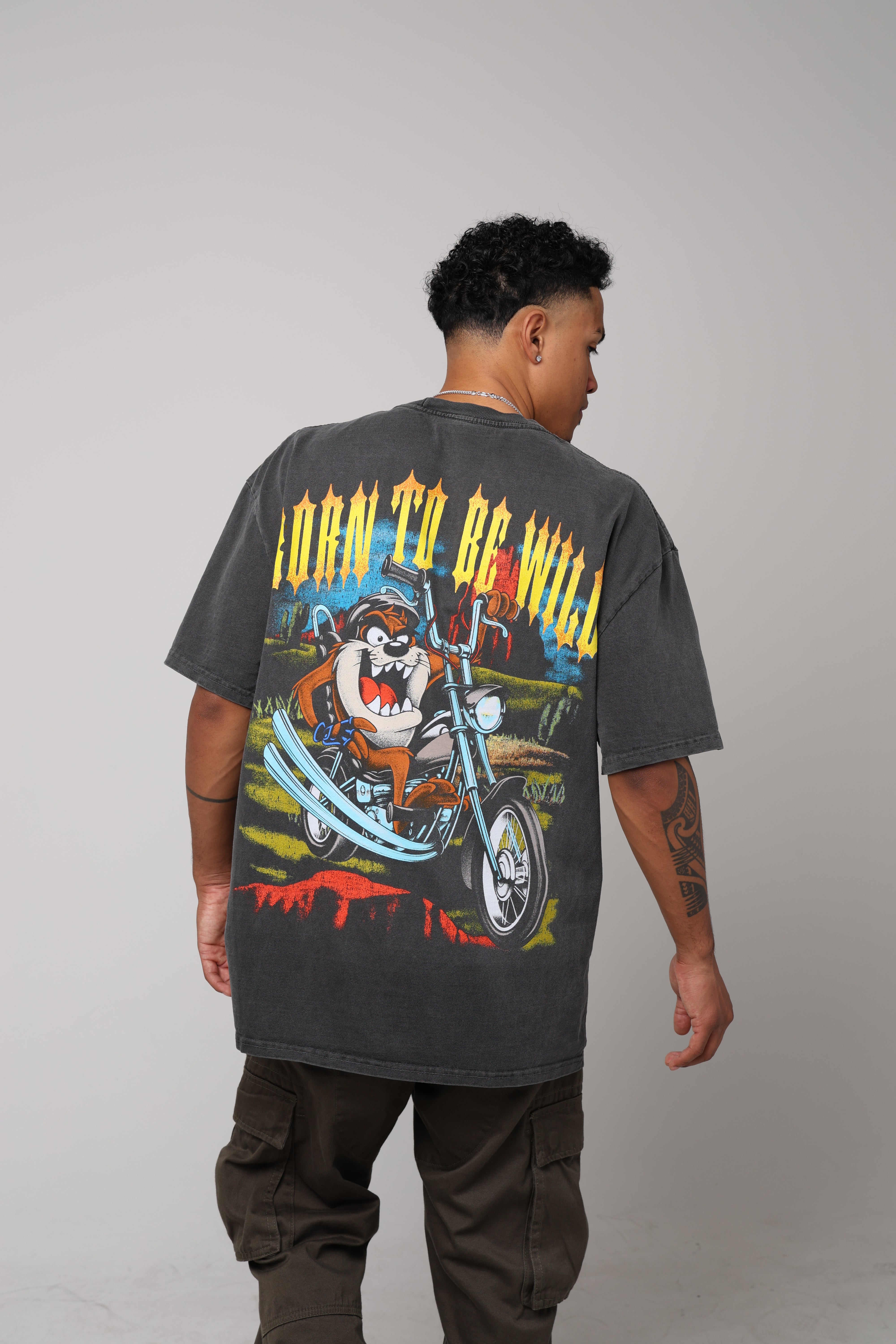 American Thrift X Looney Tunes Taz Motorcycles Heavyweight Vintage T-Shirt Black Wash、mySite、zt4zffjzw