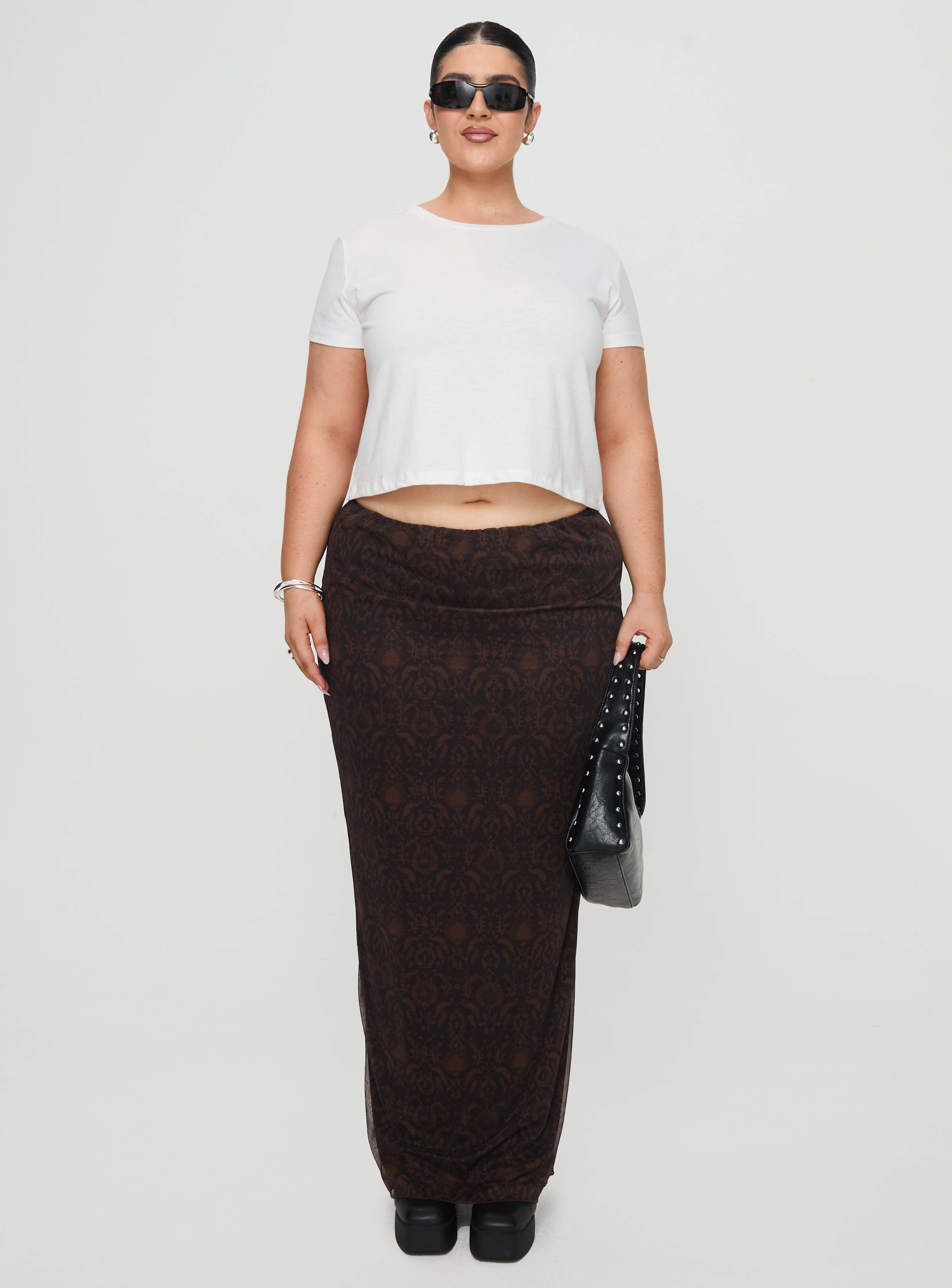 Micah Tee White Curve、mySite、solidvoid