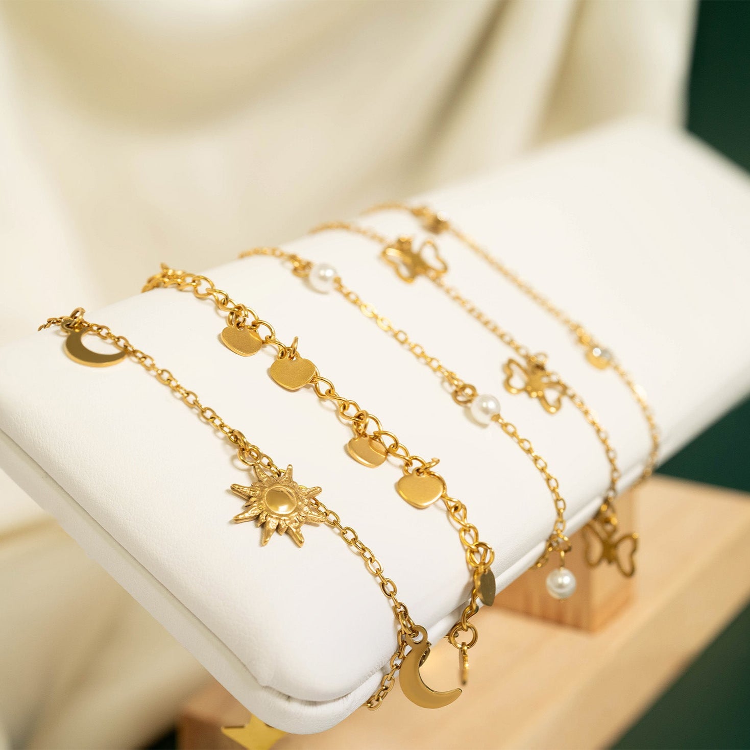 18K Gold PVD Stainless Steel Dangle Hearts Anklet / BRJ1026、mySite、dreamappss