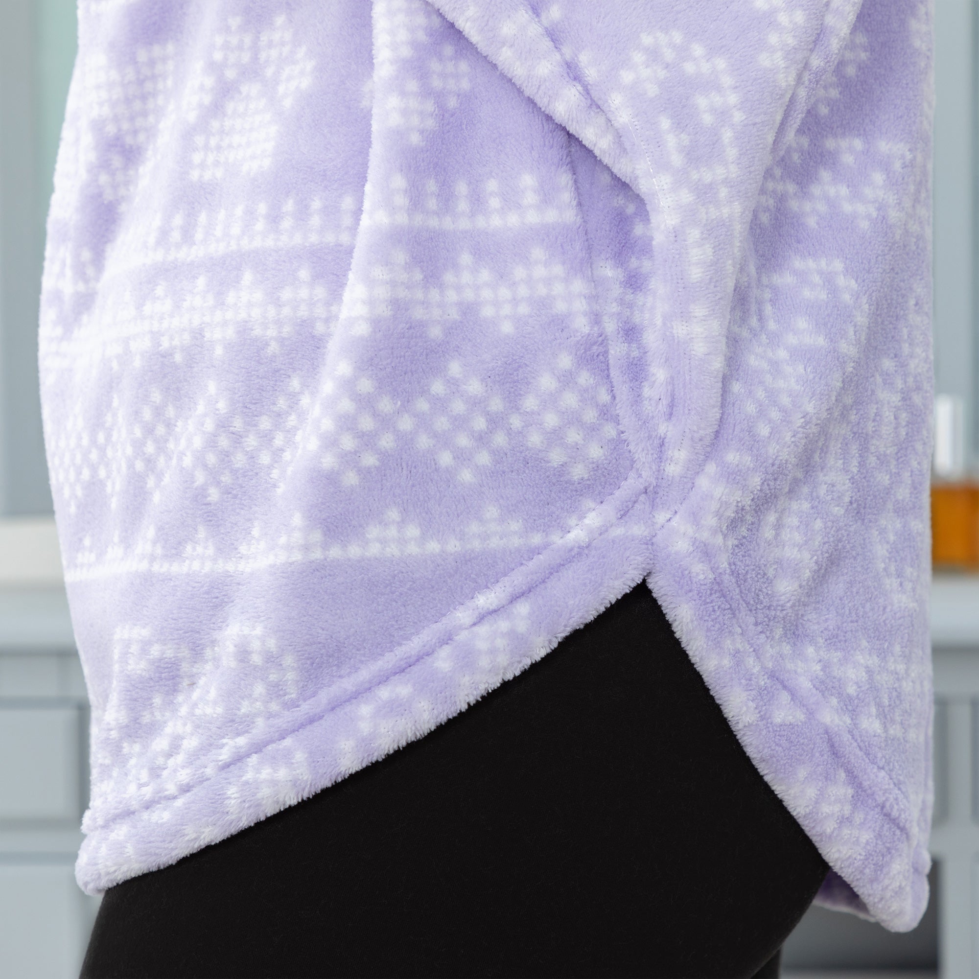 Super Cozy Needlepoint Heart Paws Cowl Neck Pullover、mySite、camillekostekn