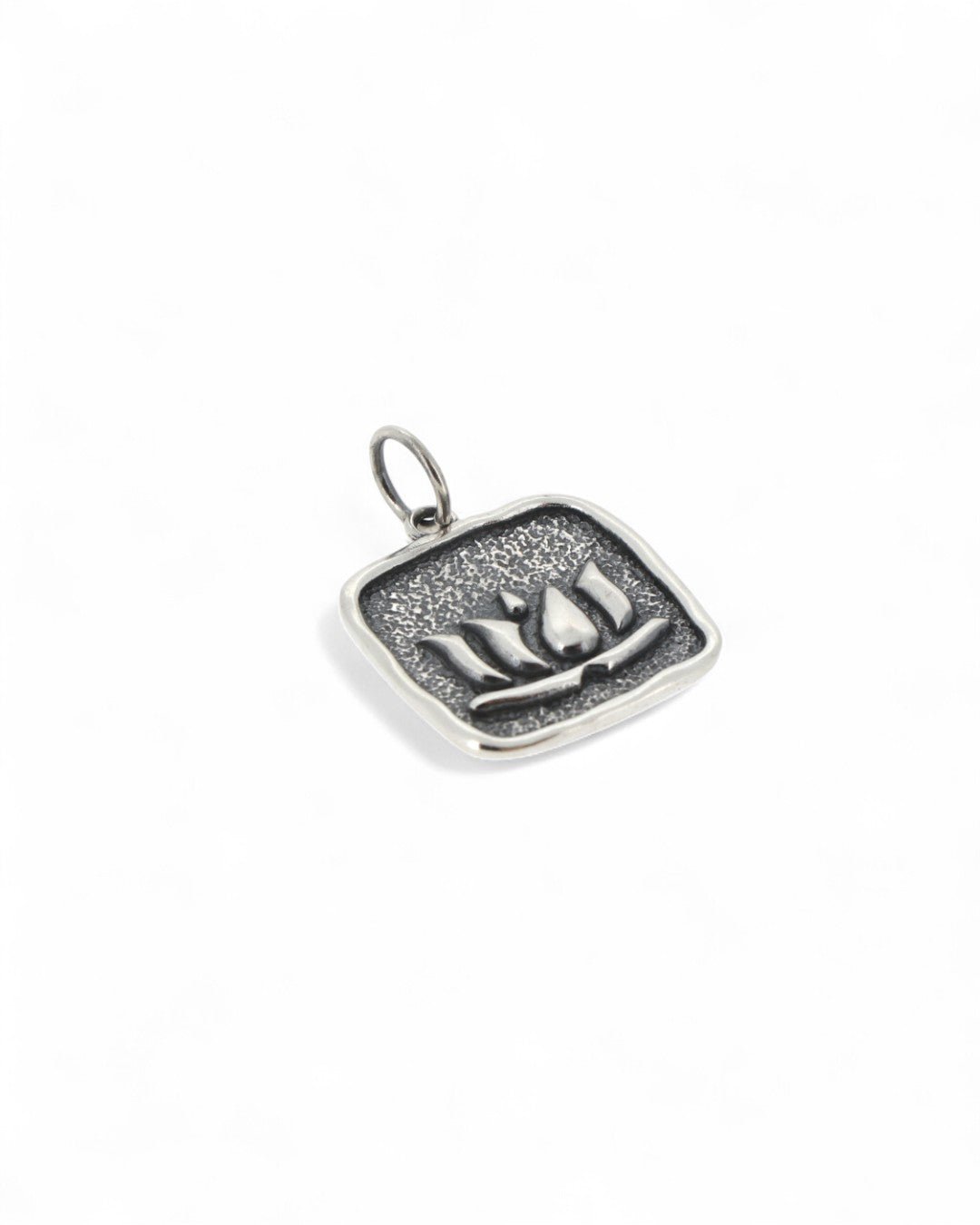 Sterling Silver No Mud No Lotus Pendant – Symbol of Growth and Spiritual Awakening、mySite、topwebapps