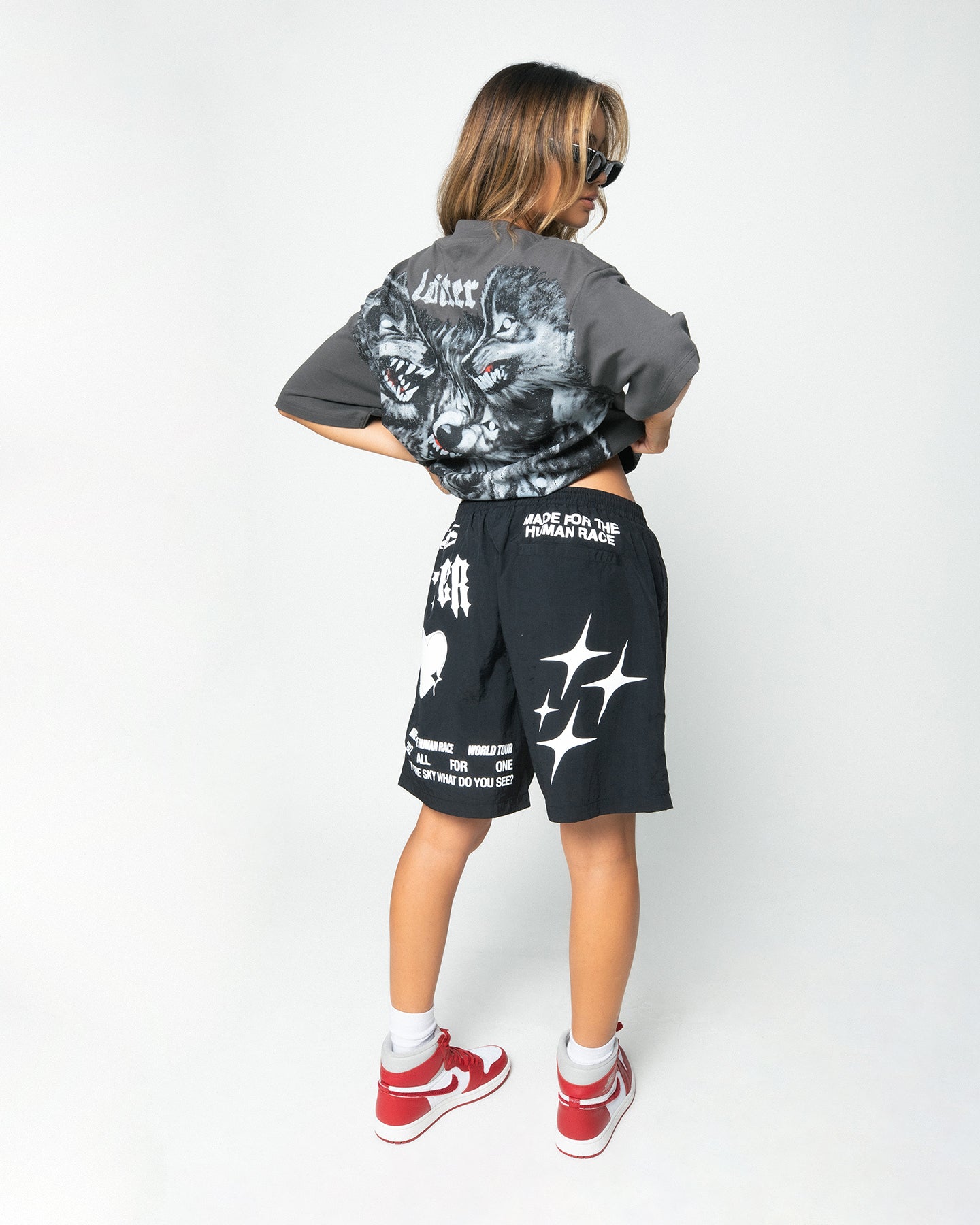 Loiter Wolf Pack Vintage T-Shirt Charcoal、mySite、zt4zffjzw