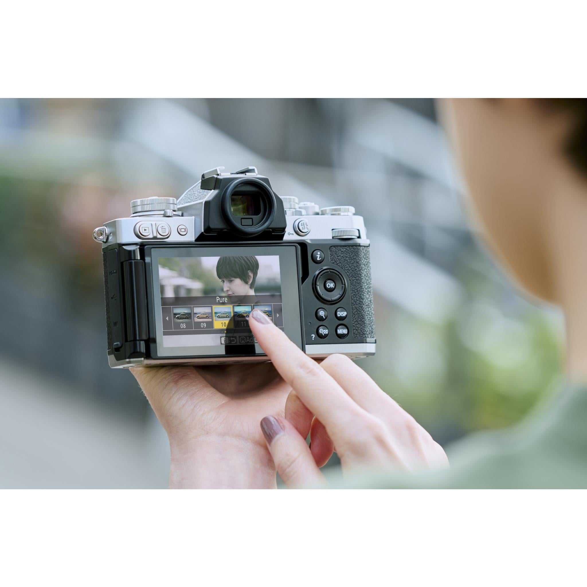 Nikon Z fc Mirrorless Camera with Nikkor Z 16-50mm Lens (Black)、mySite、camillekostekn