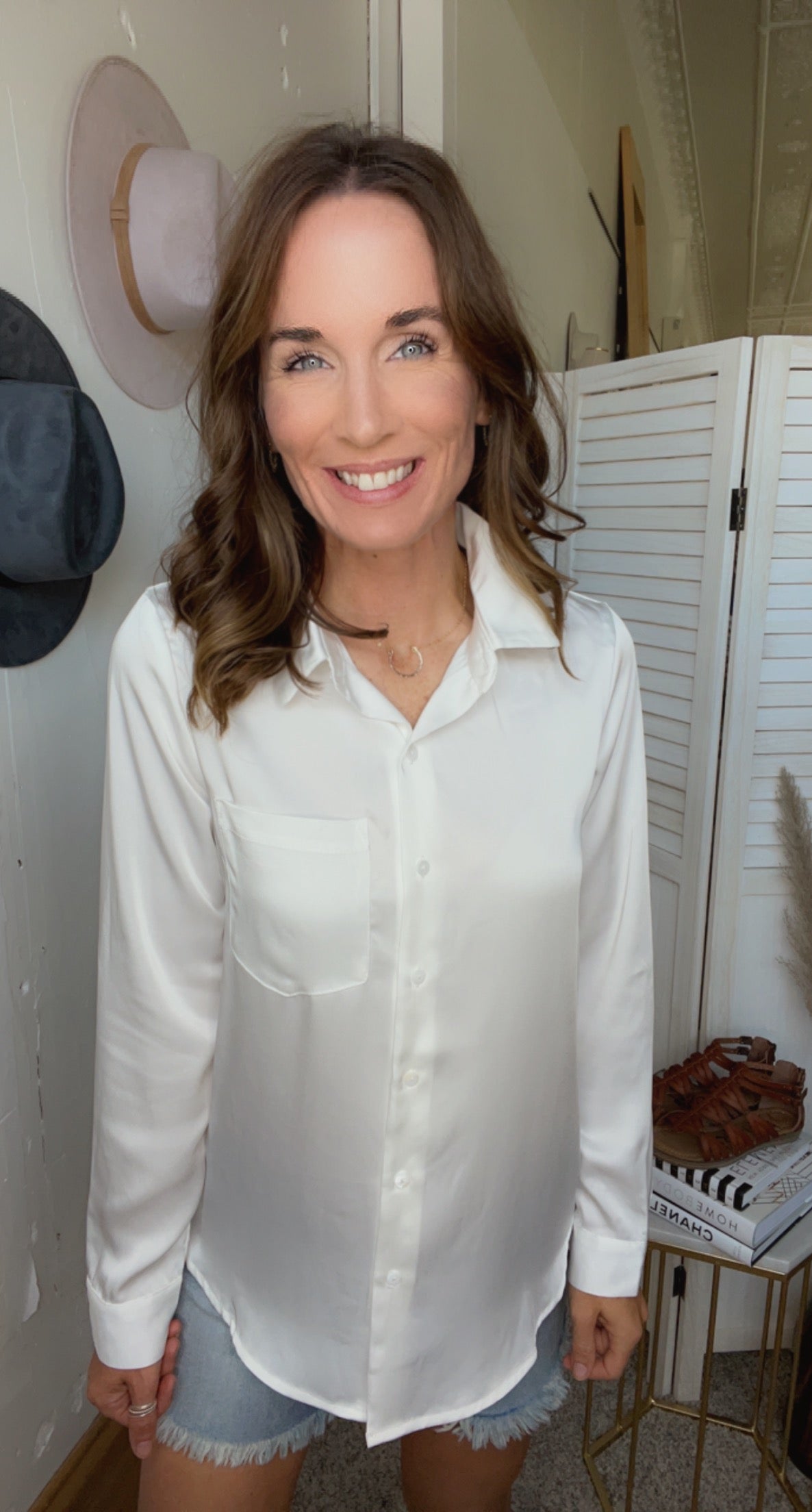 Ashley's Vibrant Button Down、mySite、garagedoors4me