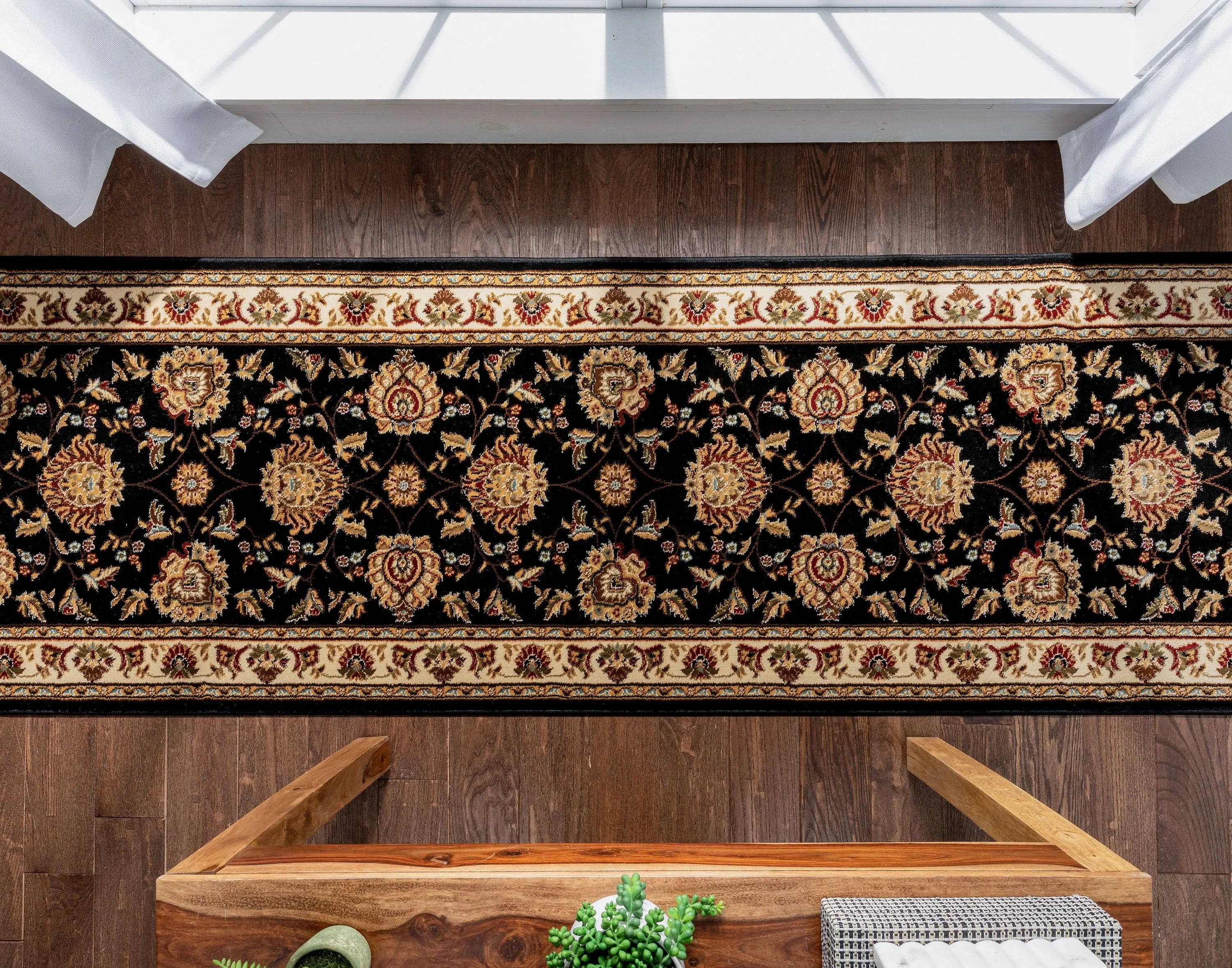 Abbasi Black Traditional Rug、mySite、gigharbornorthrealestate
