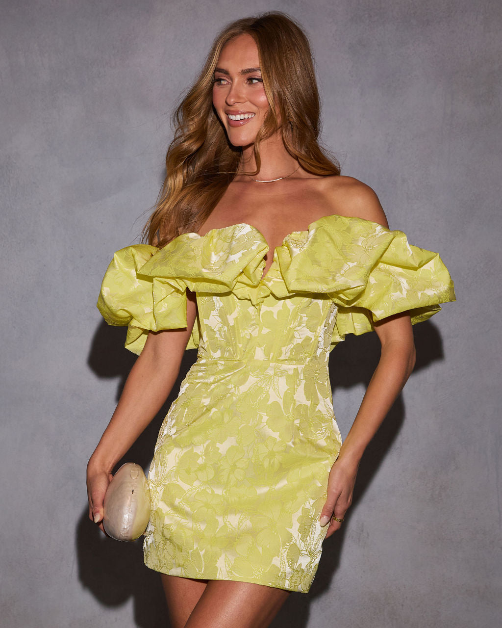 {product_title} - {shop_name}