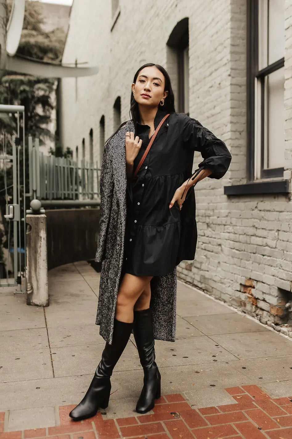 {product_title} - {shop_name}