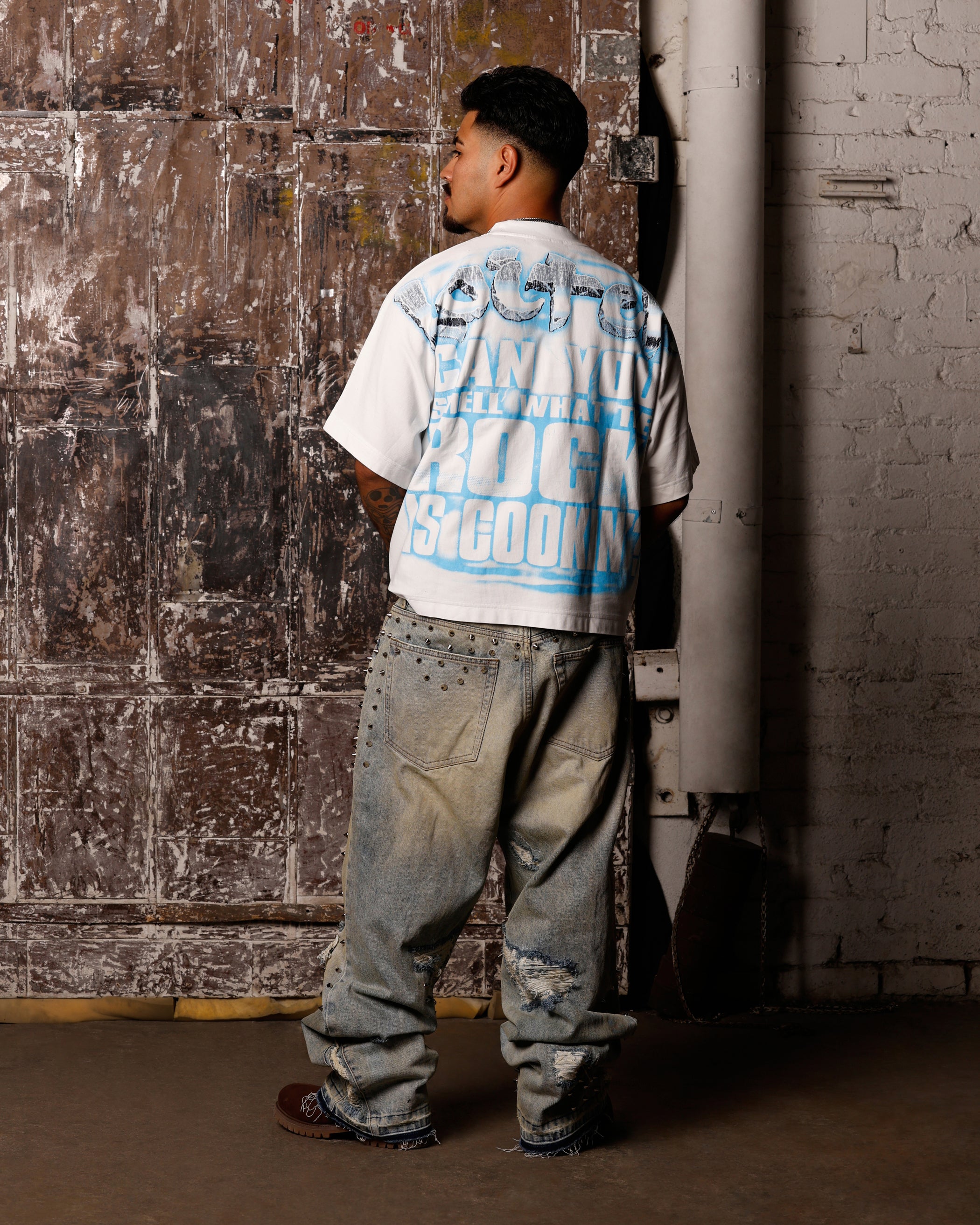 {product_title} - {shop_name}