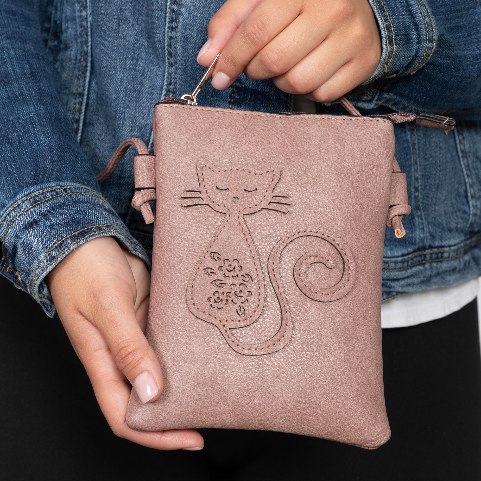 Cut Out Cat Crossbody Bag、mySite、camillekostekn