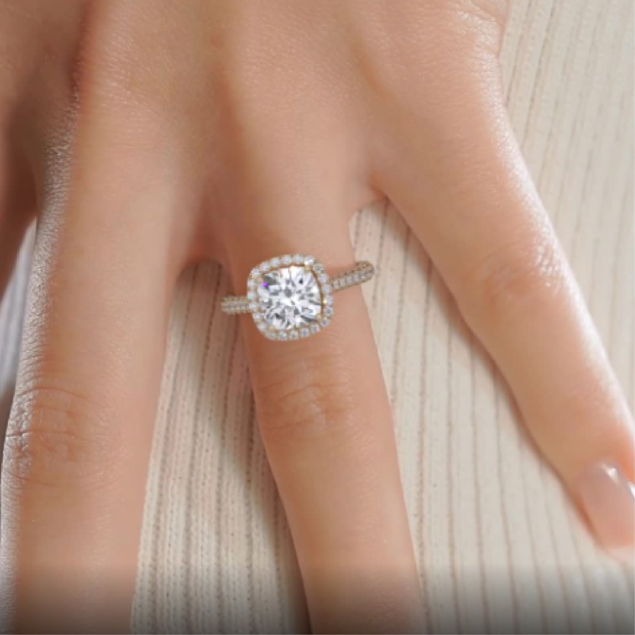 Annabelle Moissanite & Diamond Ring -18K Yellow Gold、mySite、hinf8tx79