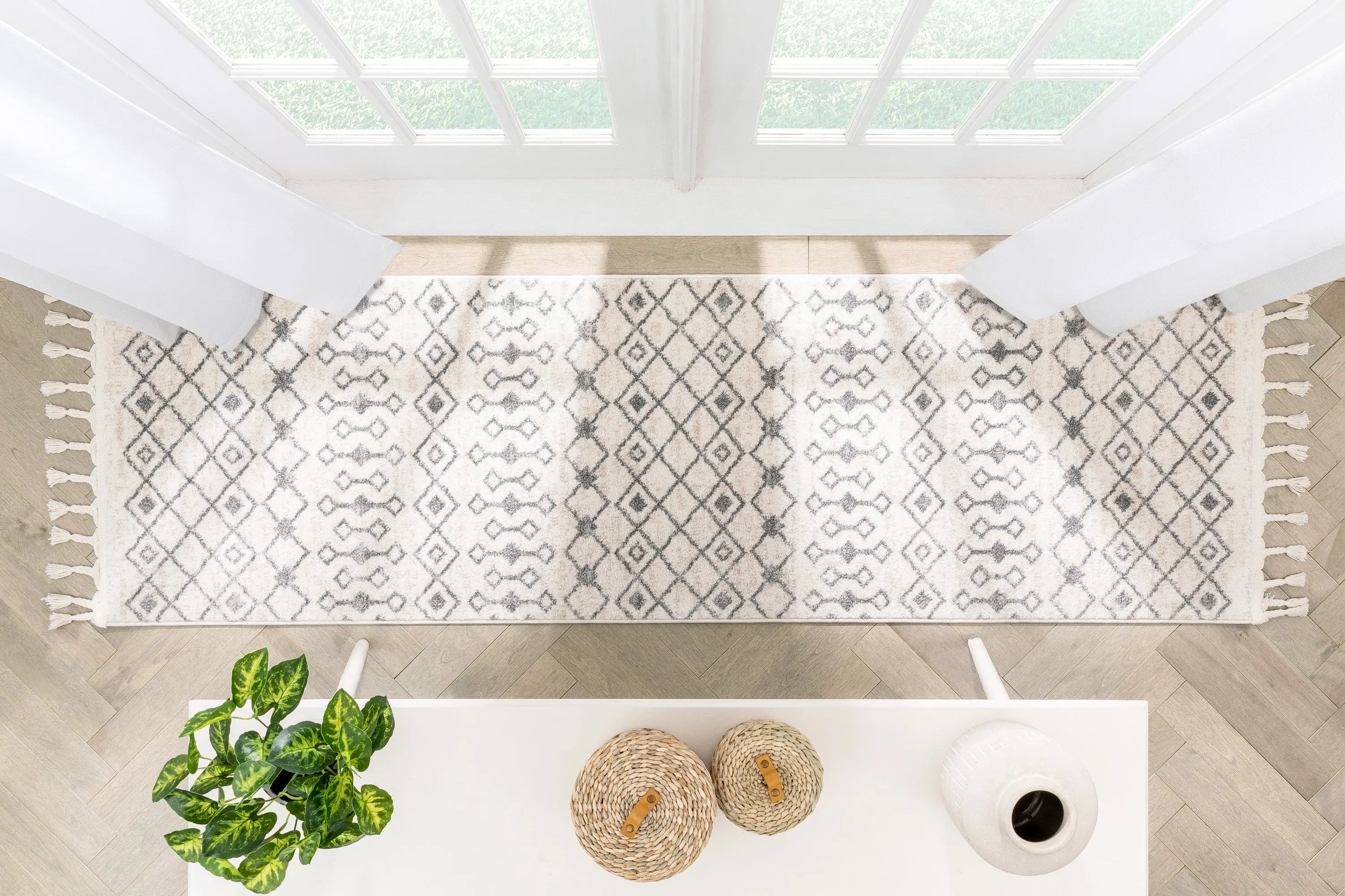 Transistora Nordic Tribal Trellis Pattern Ivory Grey Rug、mySite、gigharbornorthrealestate