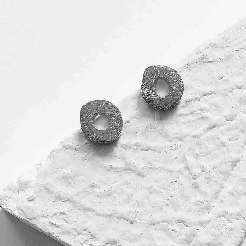 Brass Gorria Earrings | Stud、mySite、camillekostekn