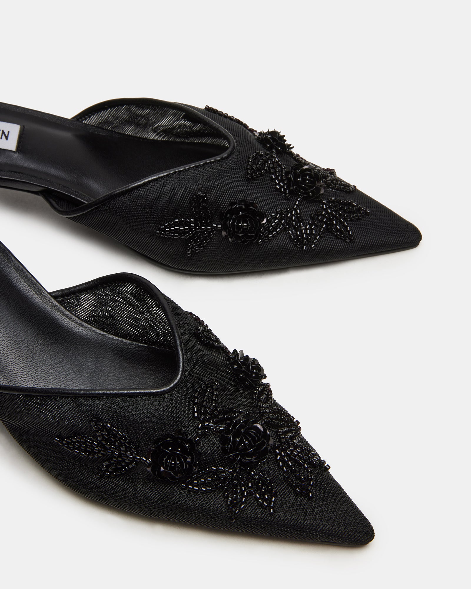 LORNA BLACK、mySite、gtrtttuynbv