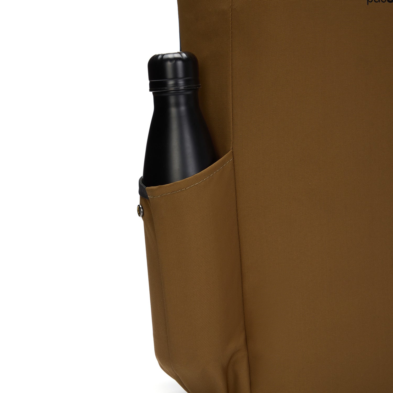 Pacsafe® V anti-theft Commuter Backpack (Fits 13 / 16 Laptop)、mySite、garagedoors4me