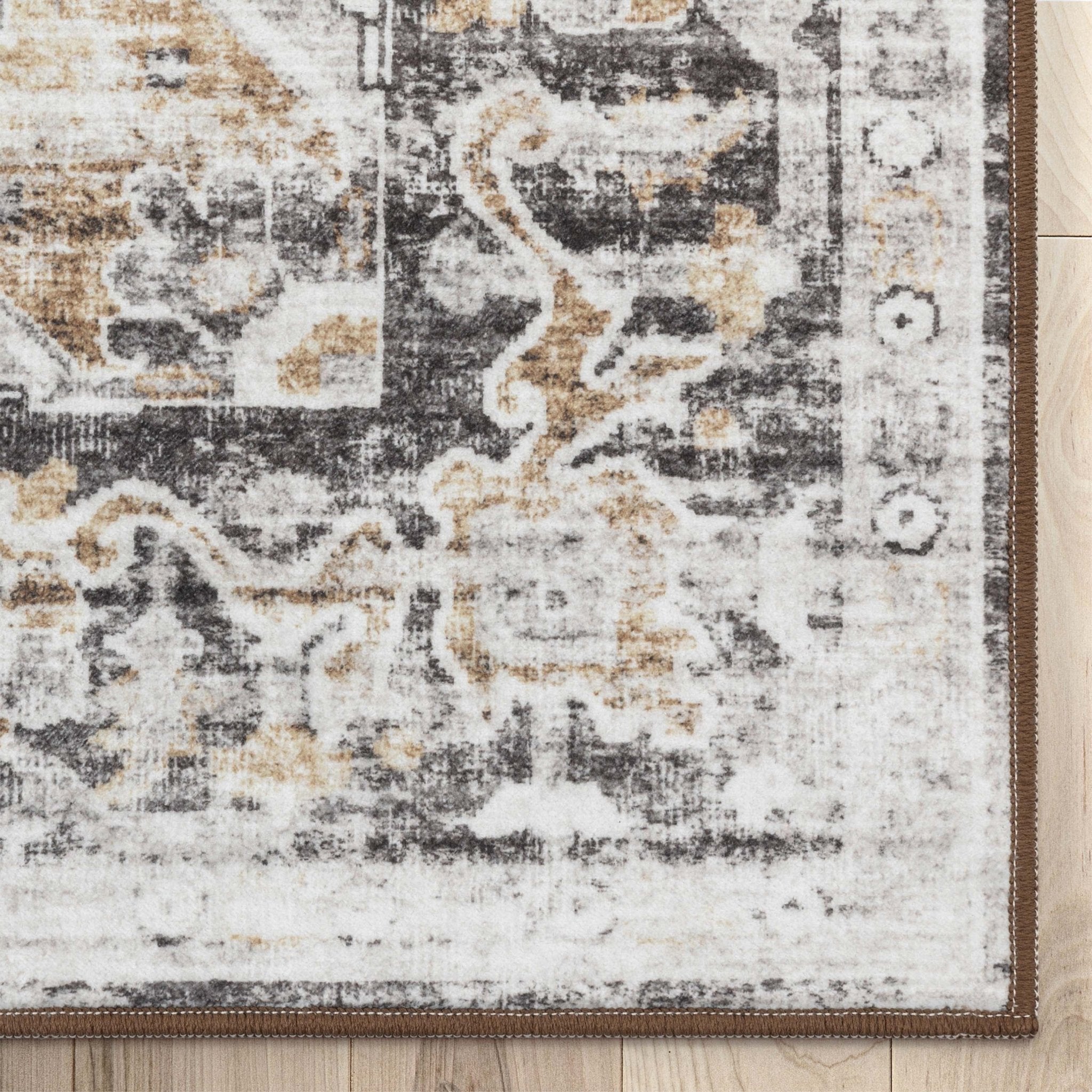 Elle Basics Rendezvous Vintage Medallion Easy-Clean Washable Non-Slip Rug by Well Woven、mySite、gigharbornorthrealestate
