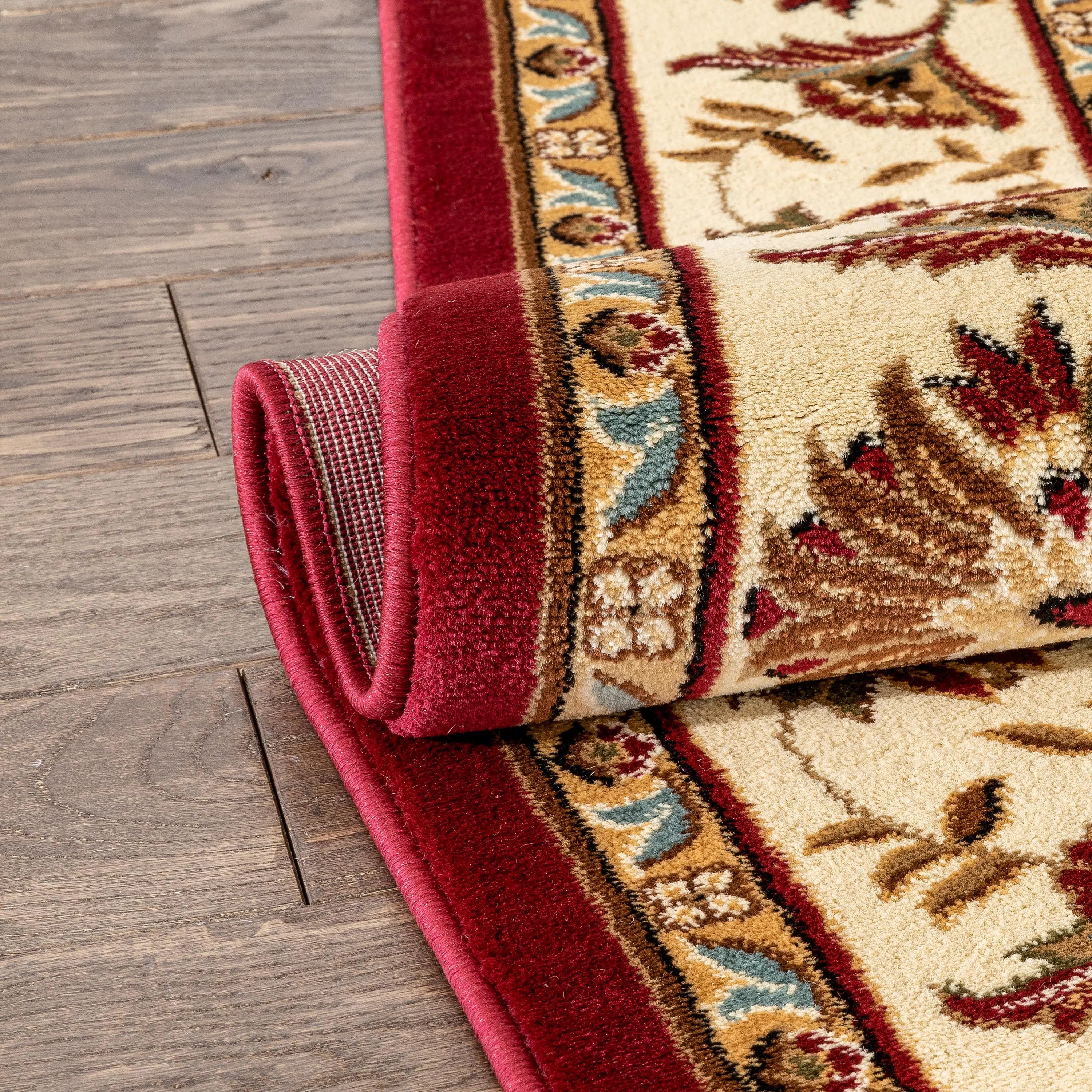 Abbasi Red Traditional Rug、mySite、gigharbornorthrealestate