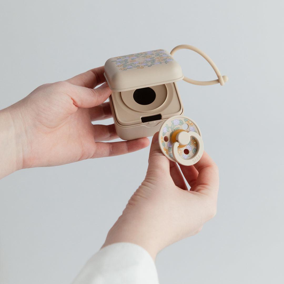  BIBS X LIBERTY Pacifier Box - Vanilla - Strawberries and Cream、mySite、merchandisen