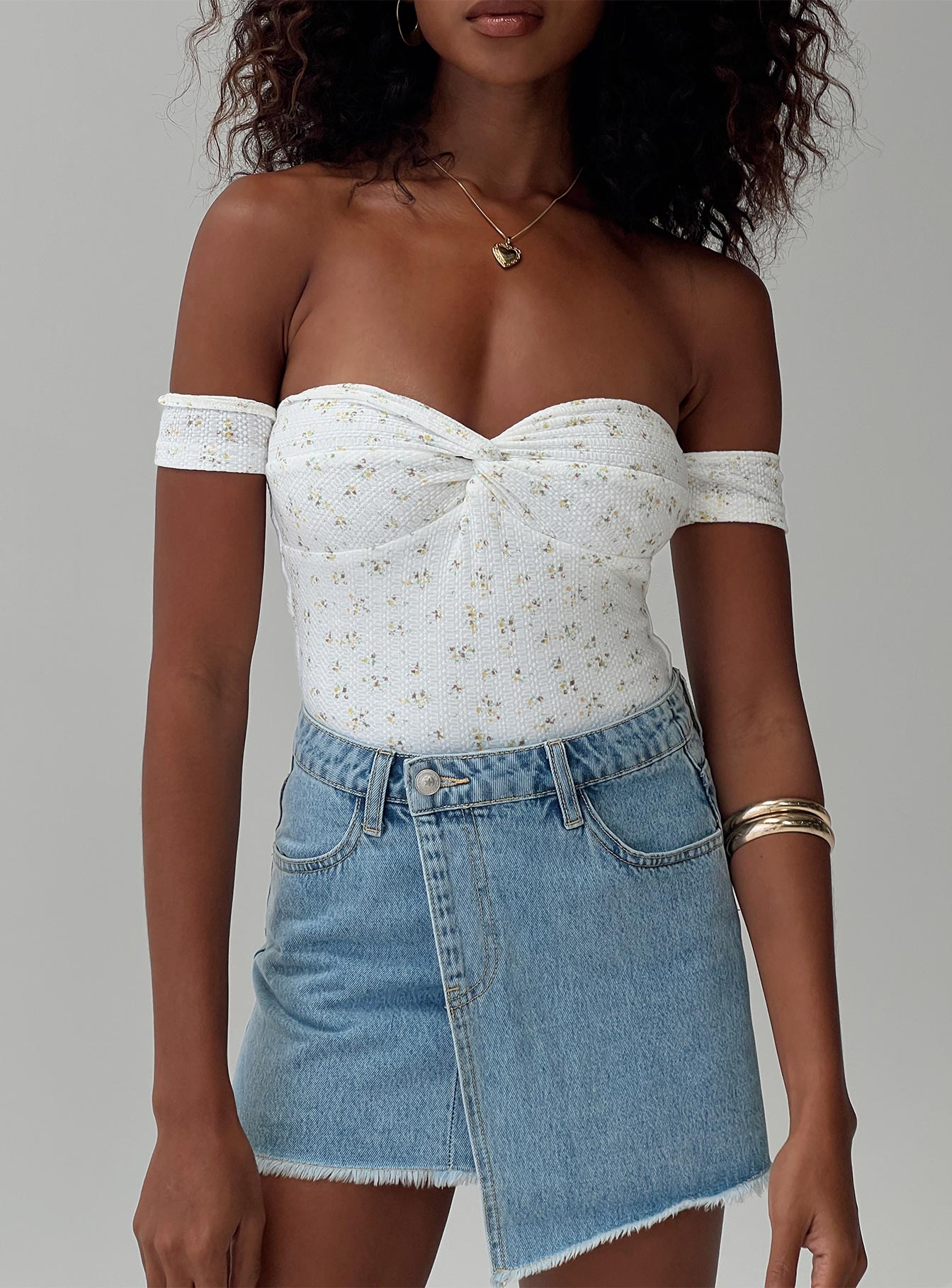 Ezrah Bodysuit White Floral、mySite、solidvoid