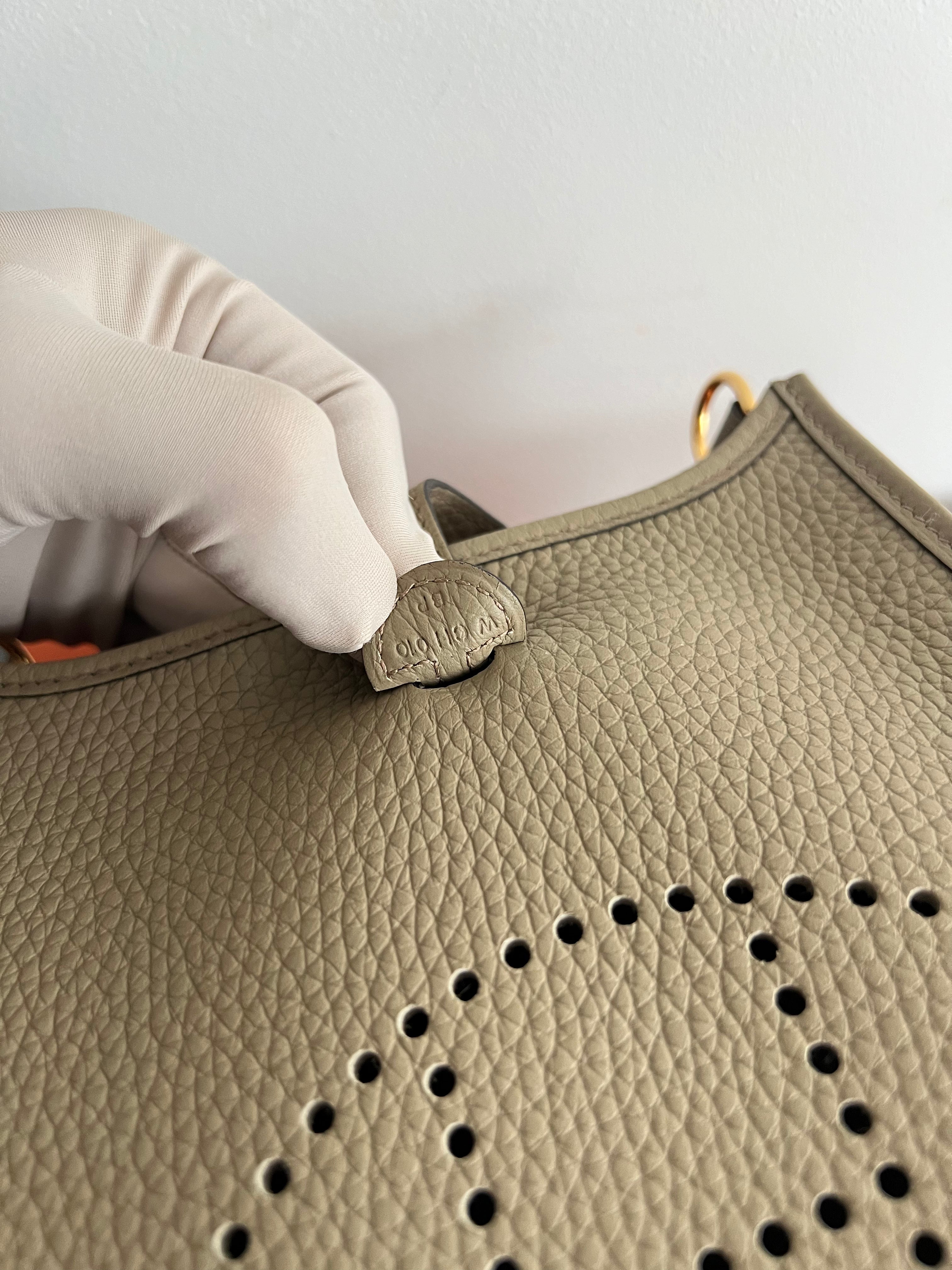 Hermès Mini Evelyne 16 Beige Marfa Clemence GHW、mySite、garminoutage.com