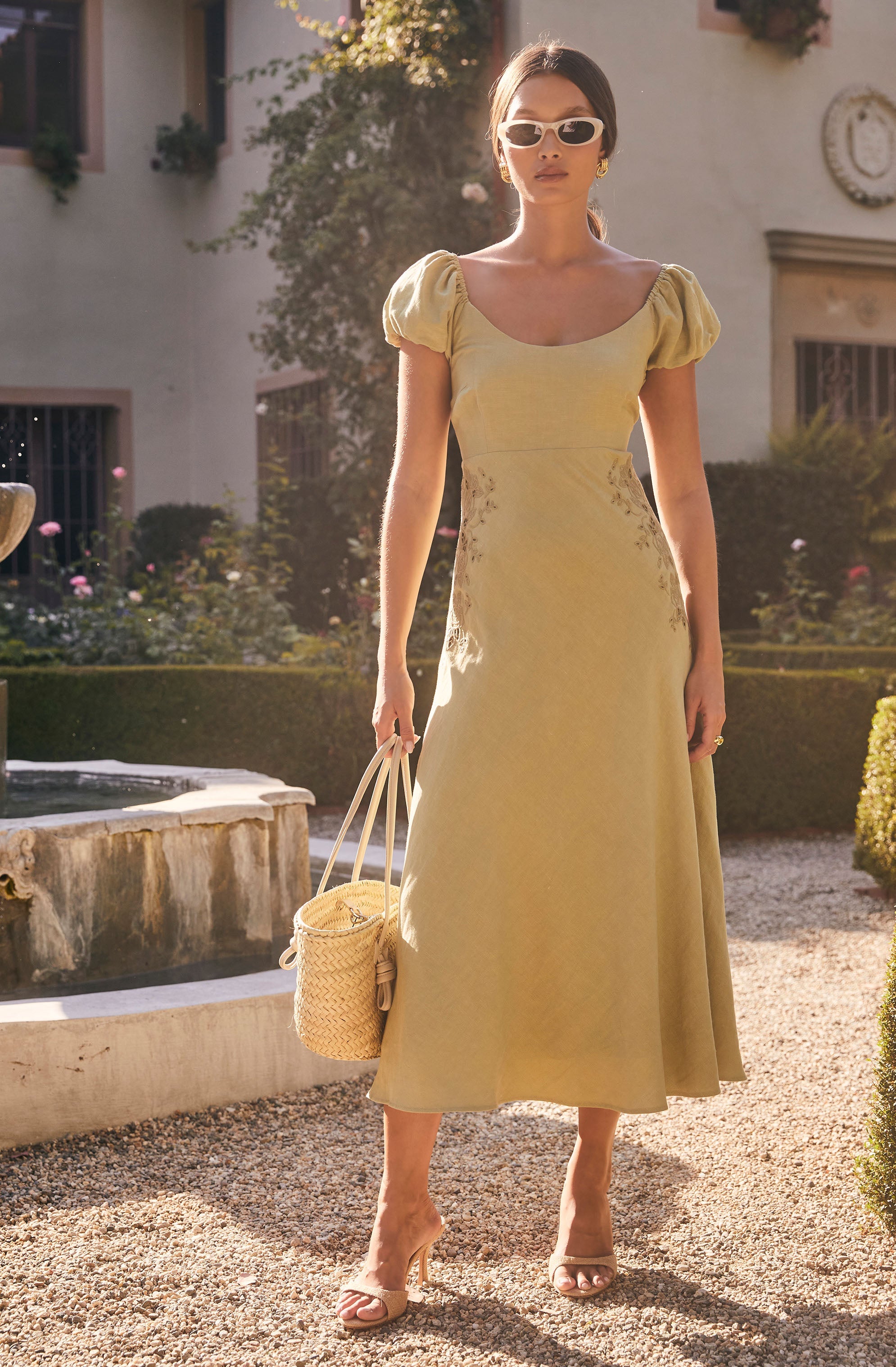 Leocadia Embroidered Puff Sleeve Dress、mySite、solidvoid