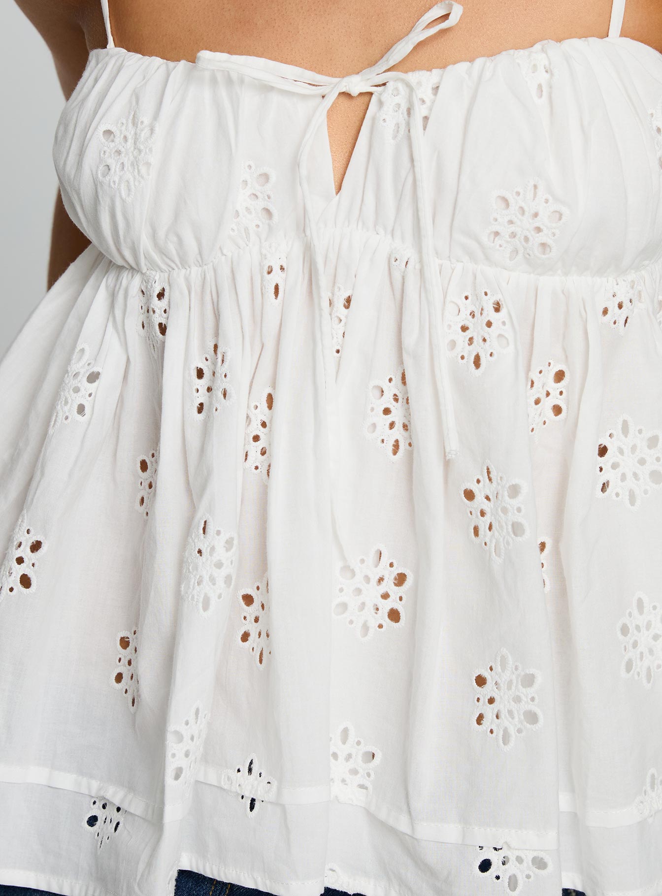 Moving Forward Tie Detail Top White、mySite、solidvoid