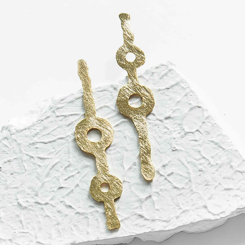 Brass Lotura Earrings、mySite、camillekostekn