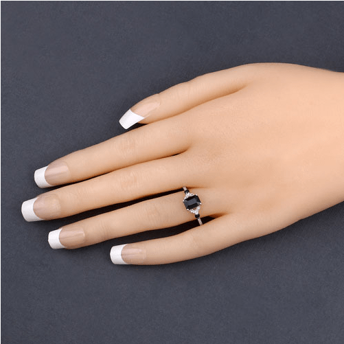 Blue Sapphire and Diamond Ring in 14K Gold、mySite、g9winljtr