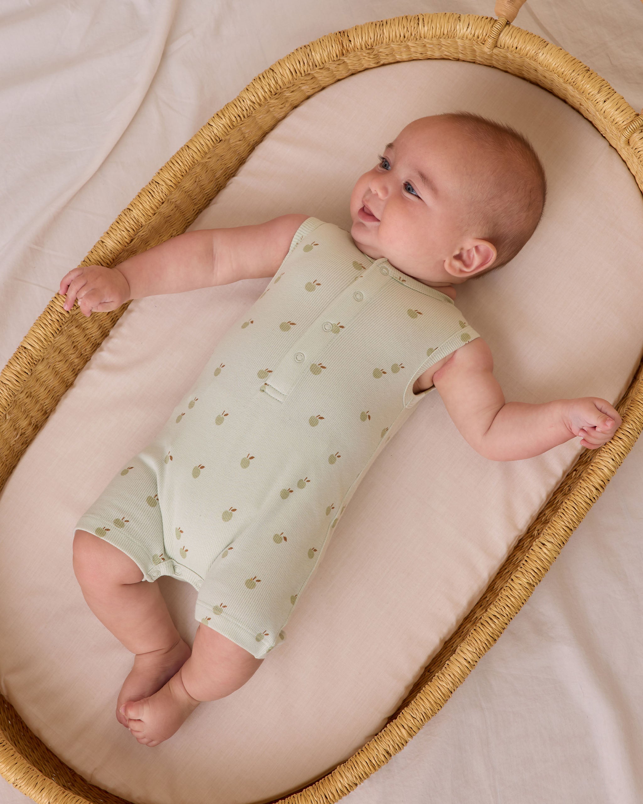  Ribbed Henley Romper || Apples、mySite、layawaytickets