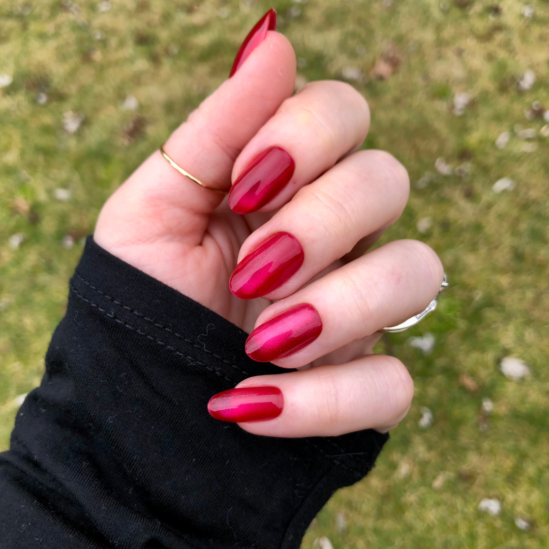 Magenta Velvet - Press-On | Medium | Oval、mySite、solidvoid