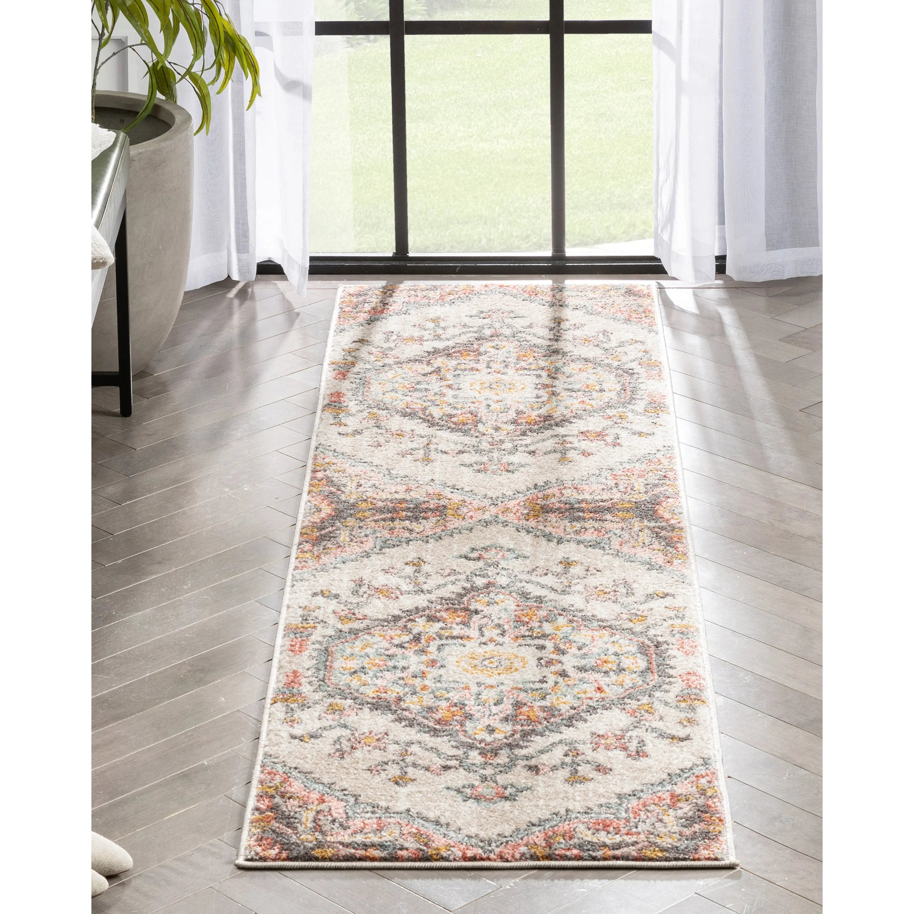 Gwendolyn Blush Bohemian Oriental Medallion Rug、mySite、gigharbornorthrealestate