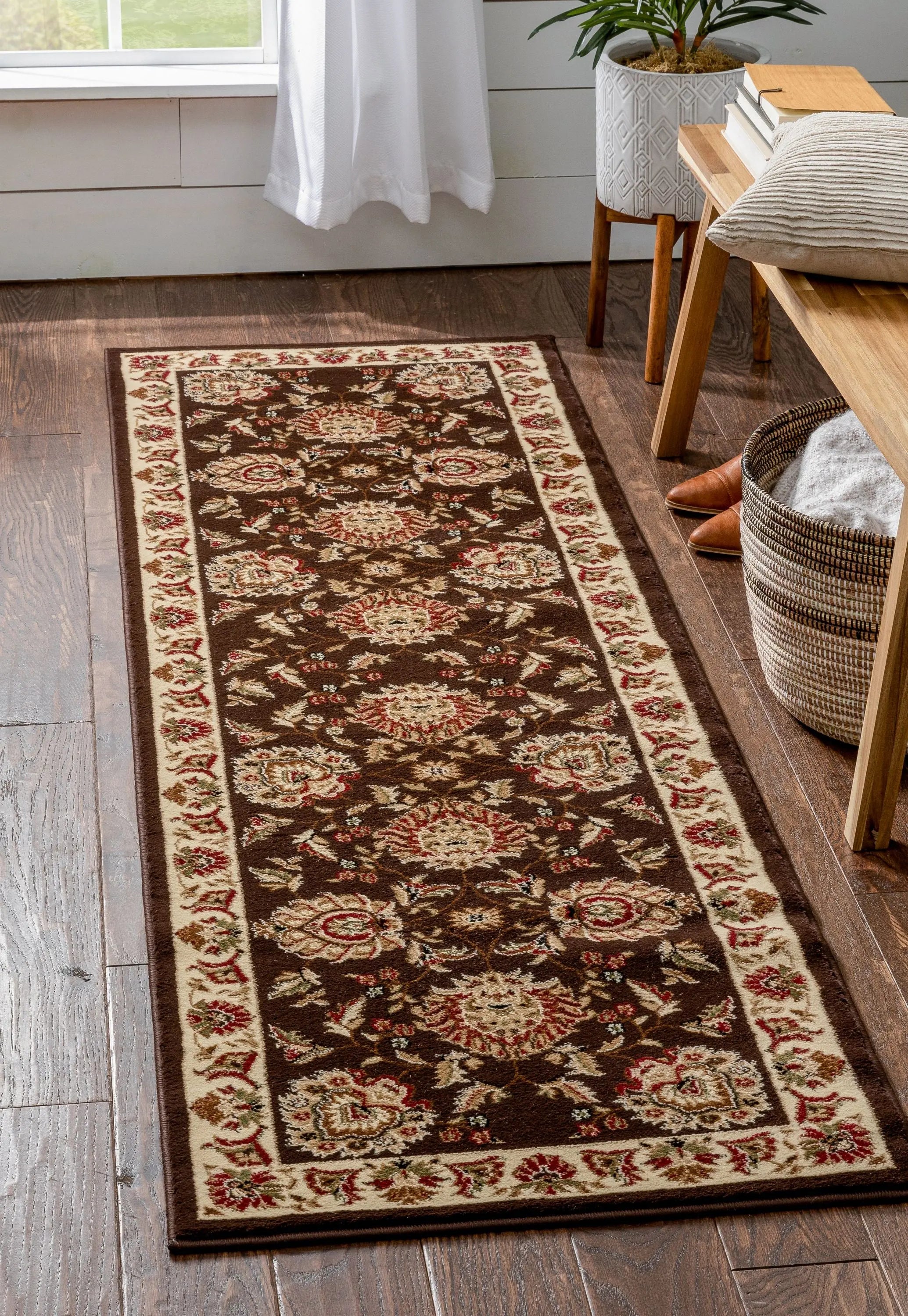 Abbasi Brown Traditional Rug、mySite、gigharbornorthrealestate