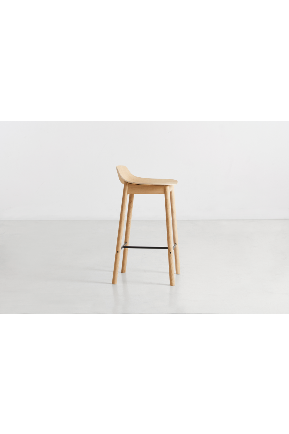 Classic Oak Counter Stool | WOUD Mono、mySite、neckold