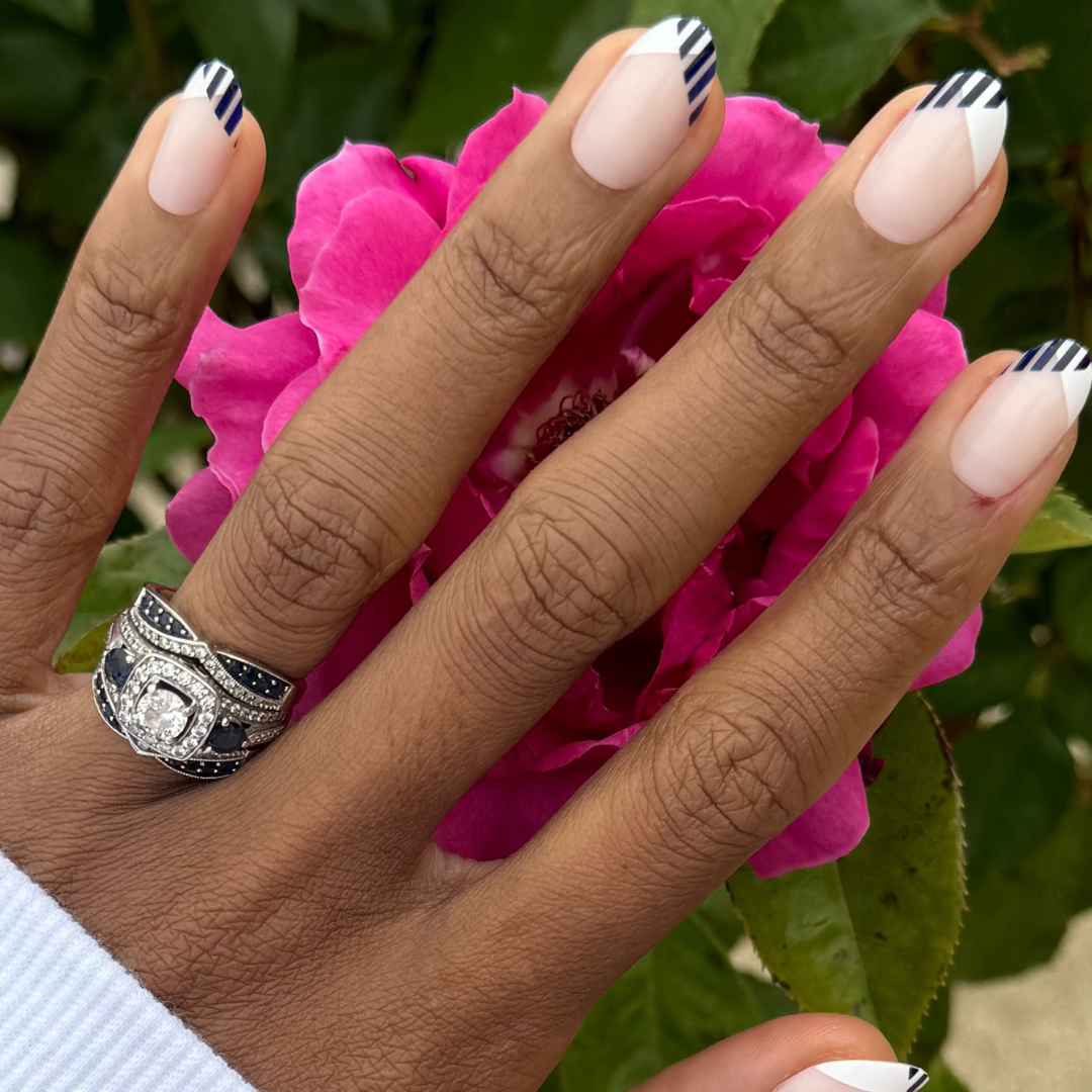 Nautical Split French - Press-On | Medium | Oval、mySite、solidvoid