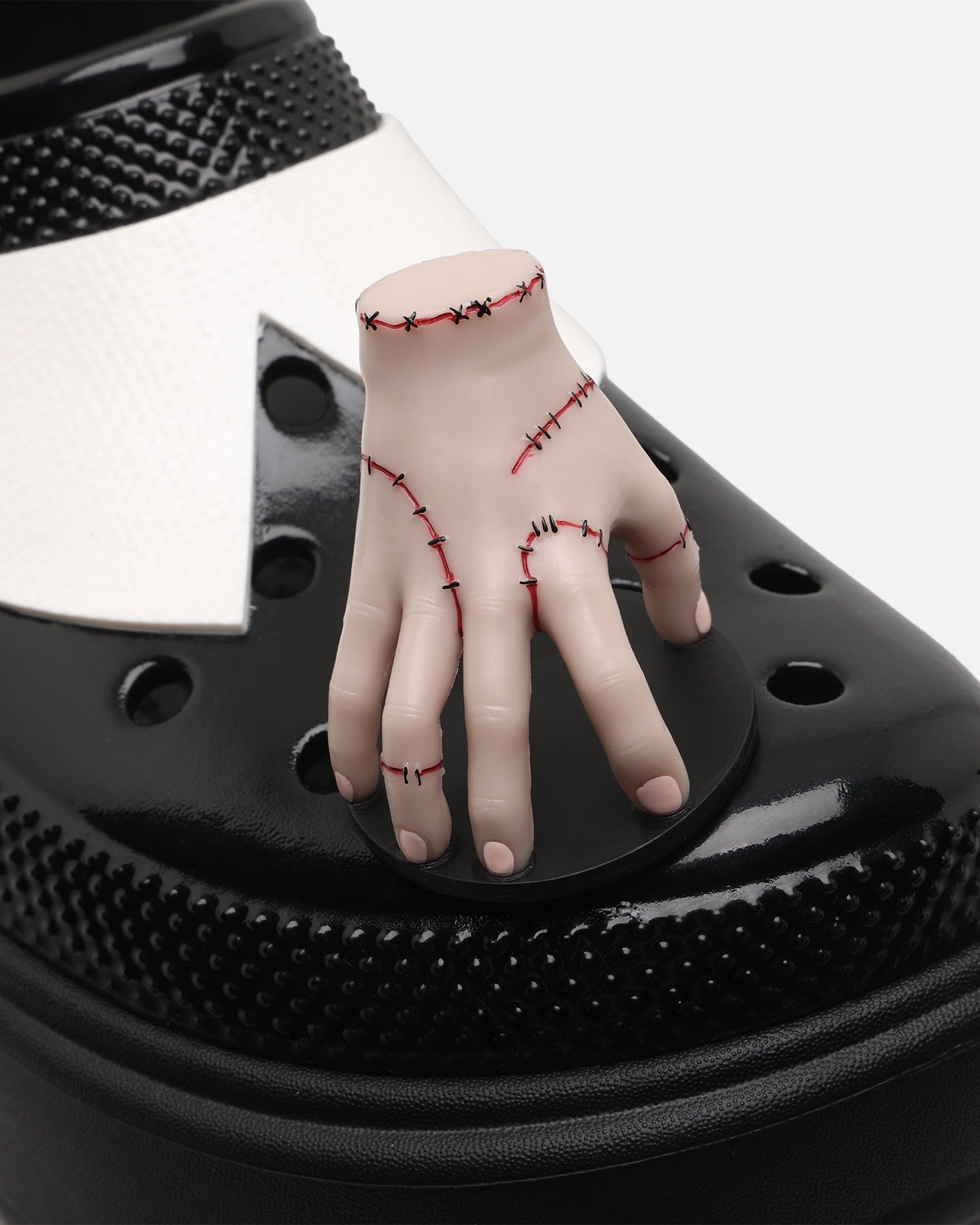 {product_title} - {shop_name}