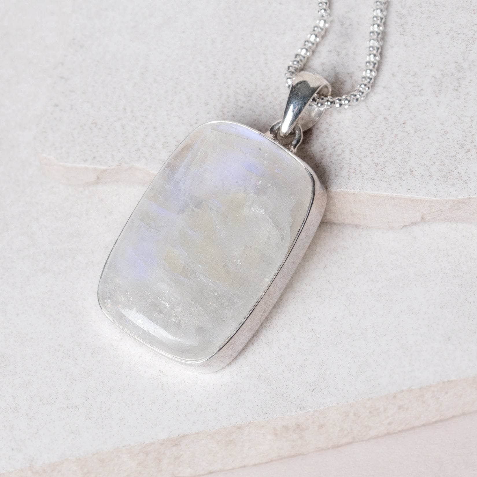 Rainbow Moonstone Rectangle Pendant Necklace、mySite、hinf8tx79