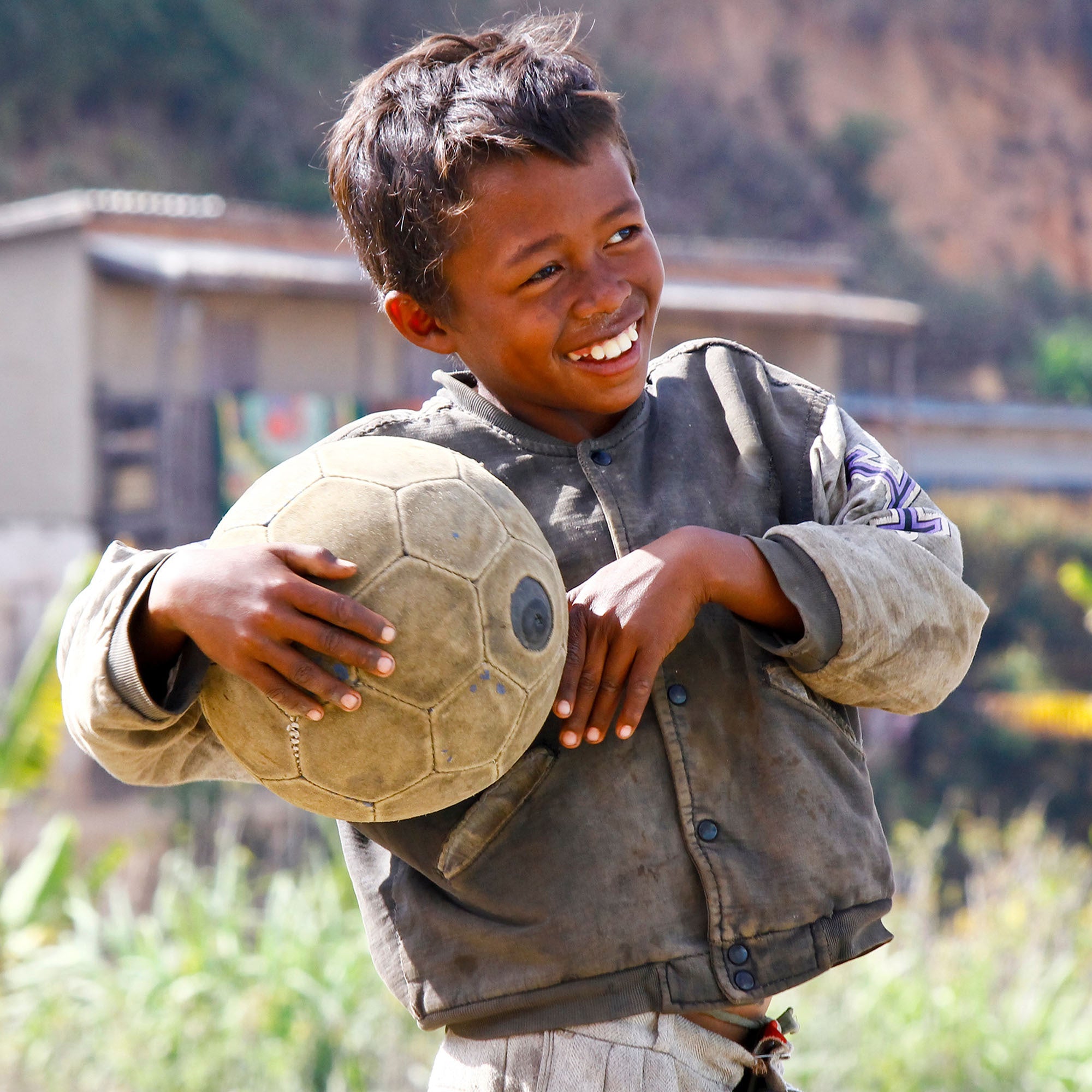 Provide Musical & Sports Equipment To Refugee & Immigrant Children、mySite、camillekostekn