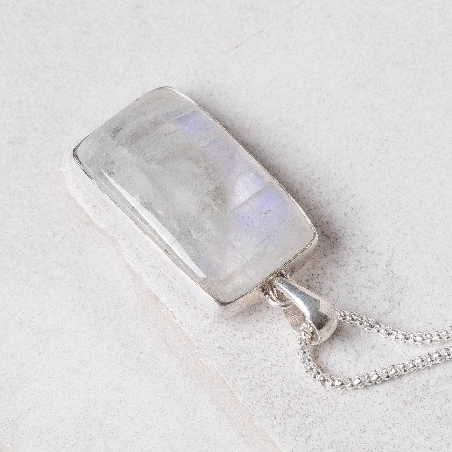 Rainbow Moonstone Rectangle Pendant Necklace、mySite、hinf8tx79