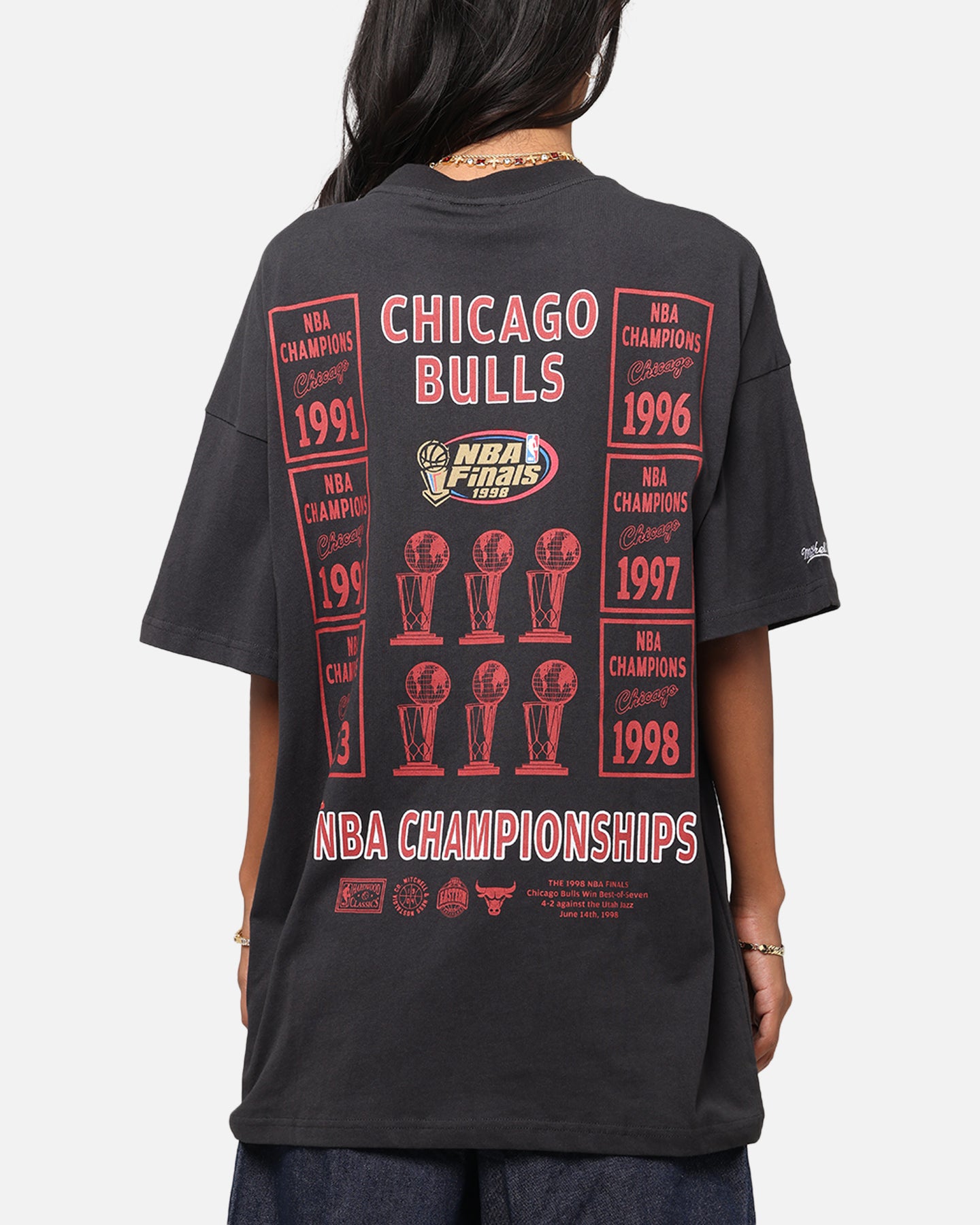 Mitchell & Ness Chicago Bulls Champions Report Champ Pack T-Shirt Faded Black、mySite、zt4zffjzw