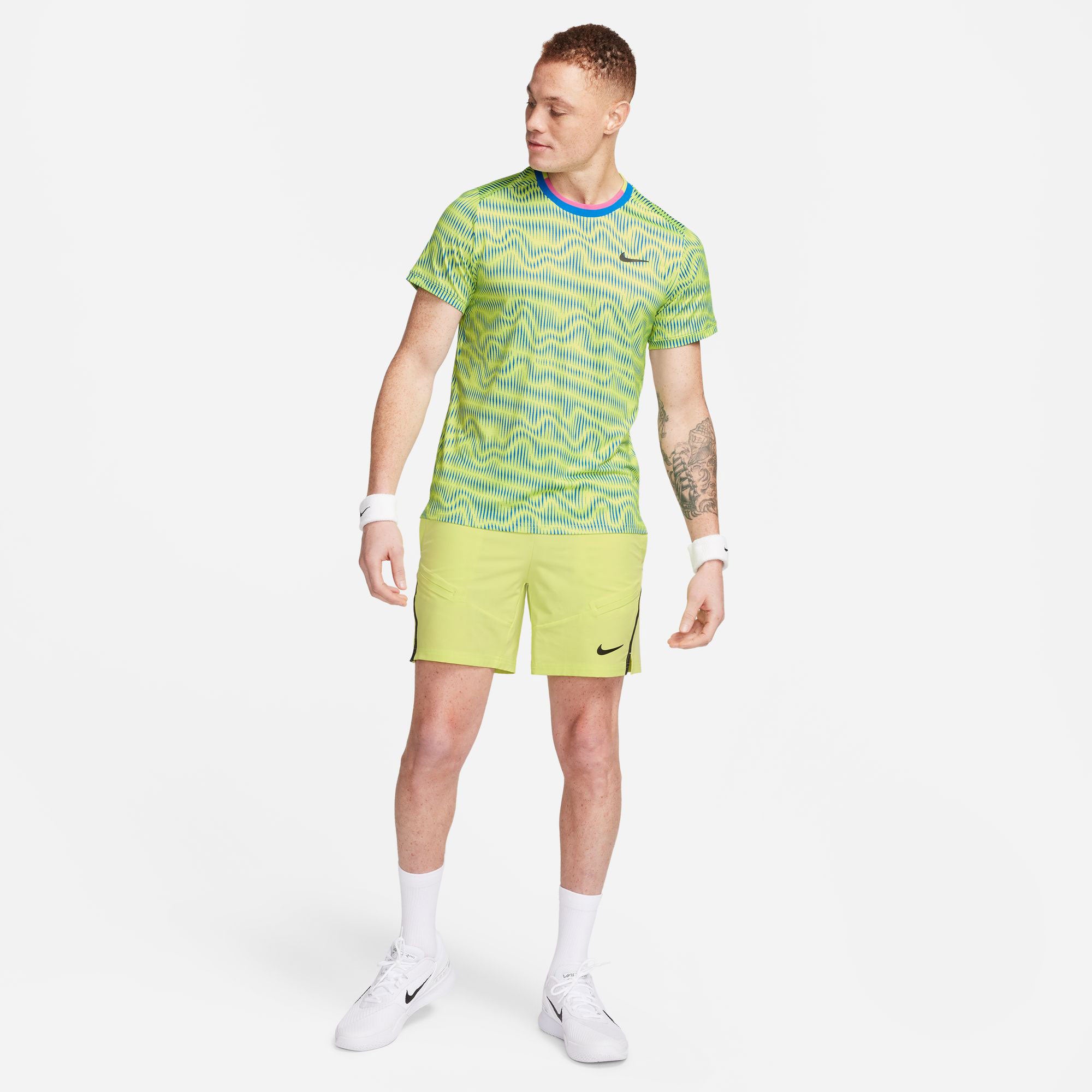 NikeCourt Advantage Men's Dri-FIT Printed Tennis Shirt、mySite、neckold