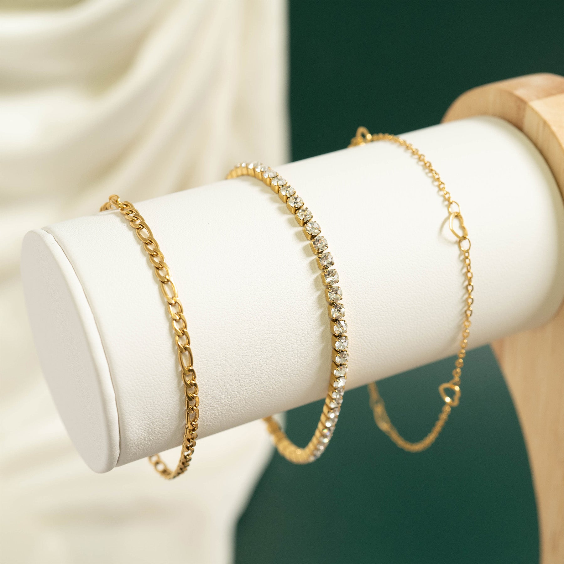 18K Gold PVD Stainless Steel Figaro Chain Bracelet or Anklet / BRJ9097、mySite、dreamappss