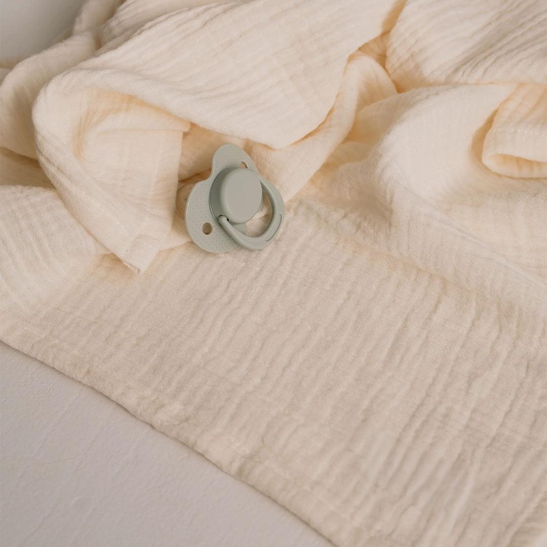  Studio Noos Neutral Hearts Swaddle 70x70 - Neutral、mySite、merchandisen