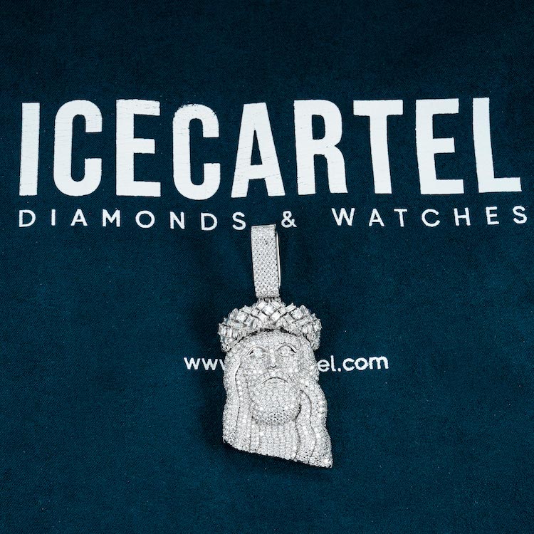 Moissanite Jesus Piece 14K Gold、mySite、hinf8tx79