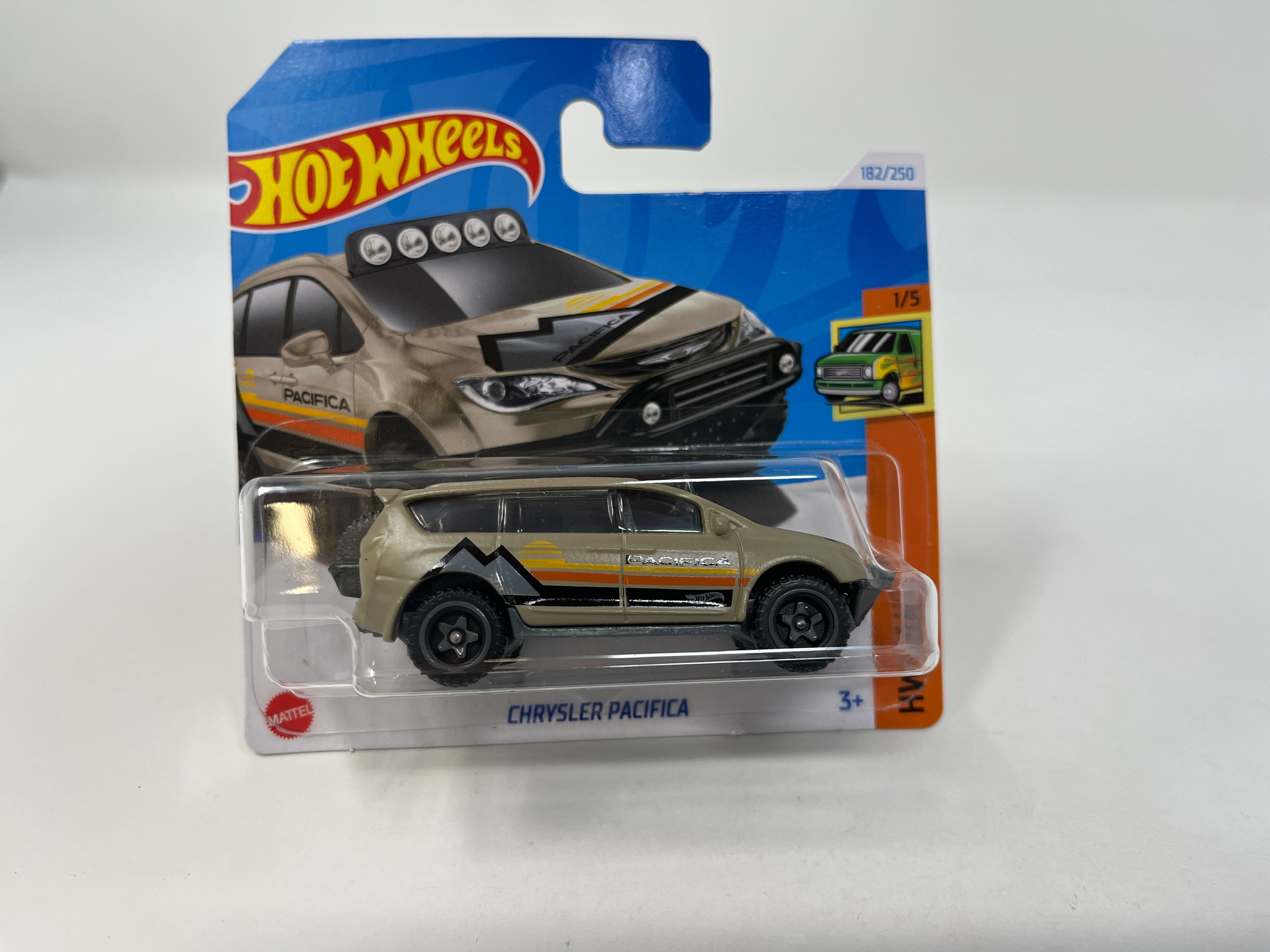 Chrysler Pacifica #182 * Tan * 2024 Hot Wheels SHORT CARD Case L、mySite、hgirdovlk